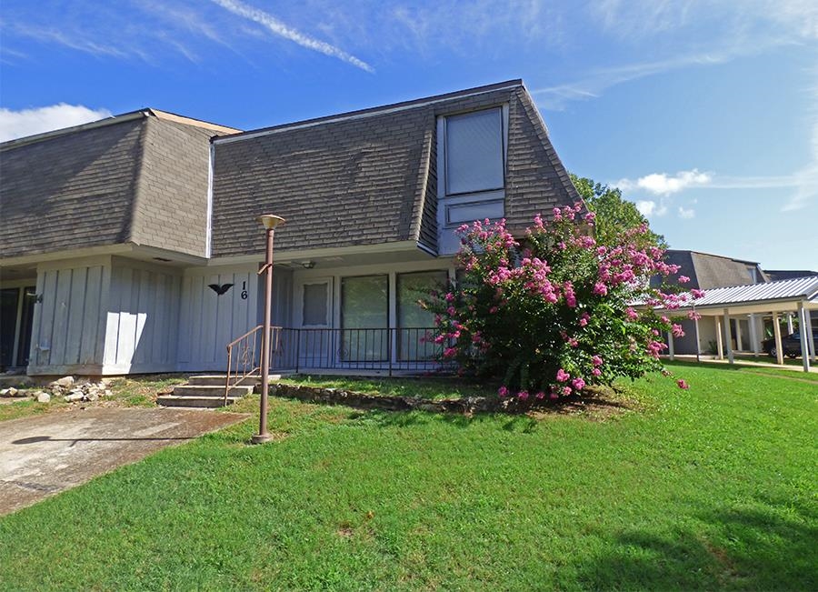 16 Annette Road Cherokee Village, AR 72529