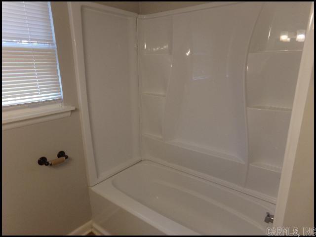 7524 Knollwood  Little Rock, AR