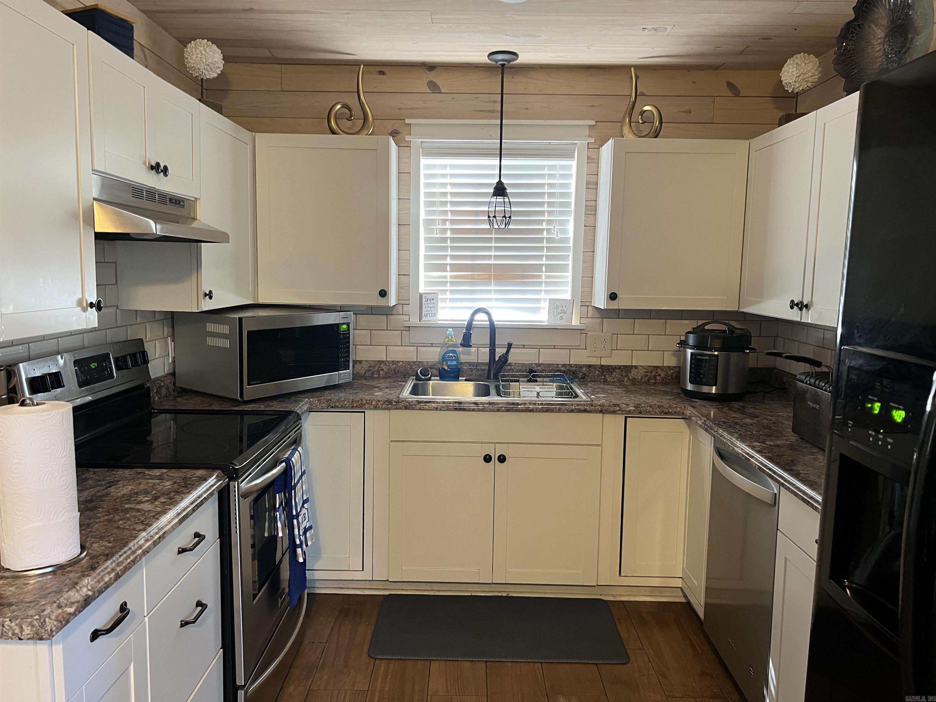 2609 Sherwood Forest  Pine Bluff, AR