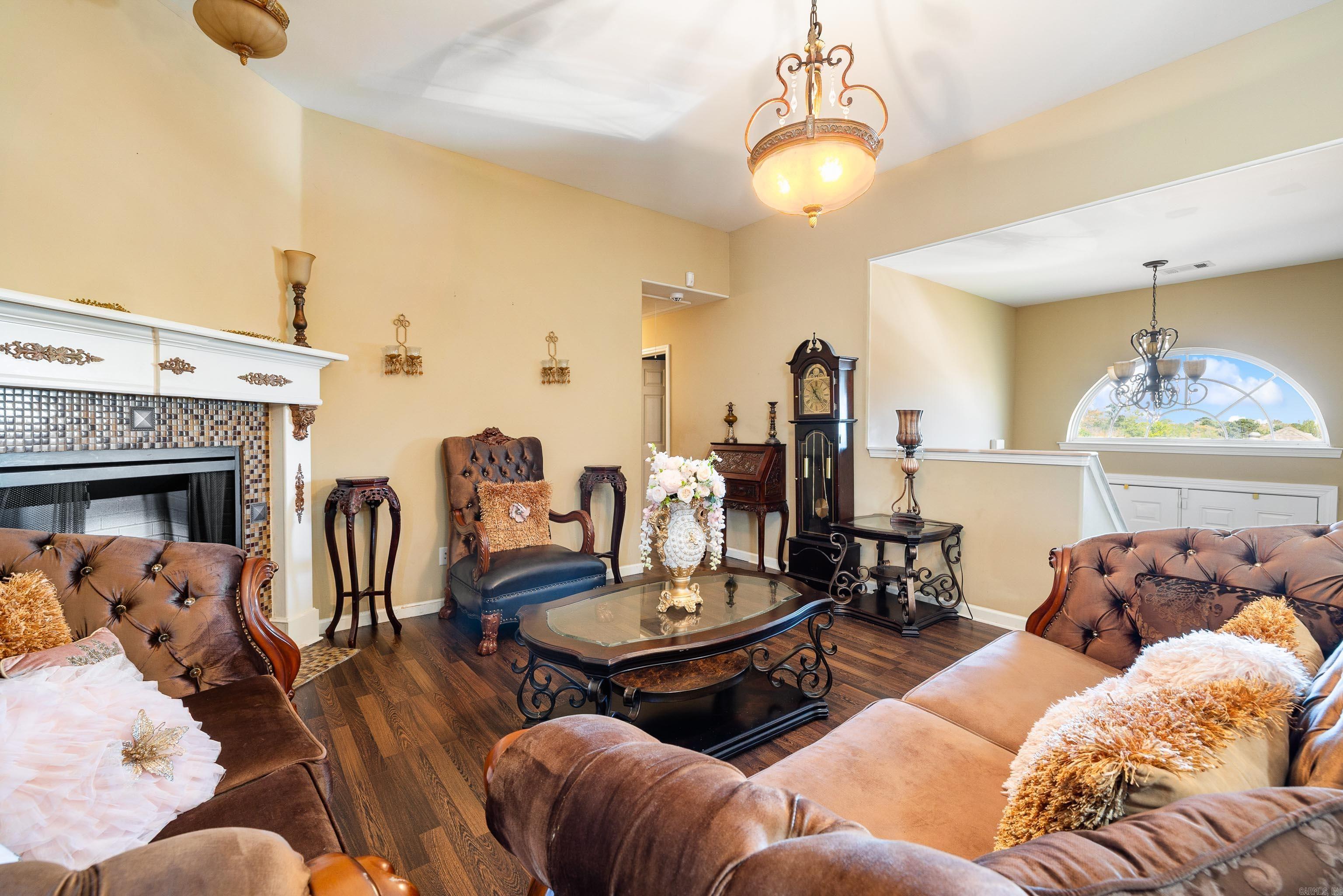 1007 Clinton  Alexander, AR