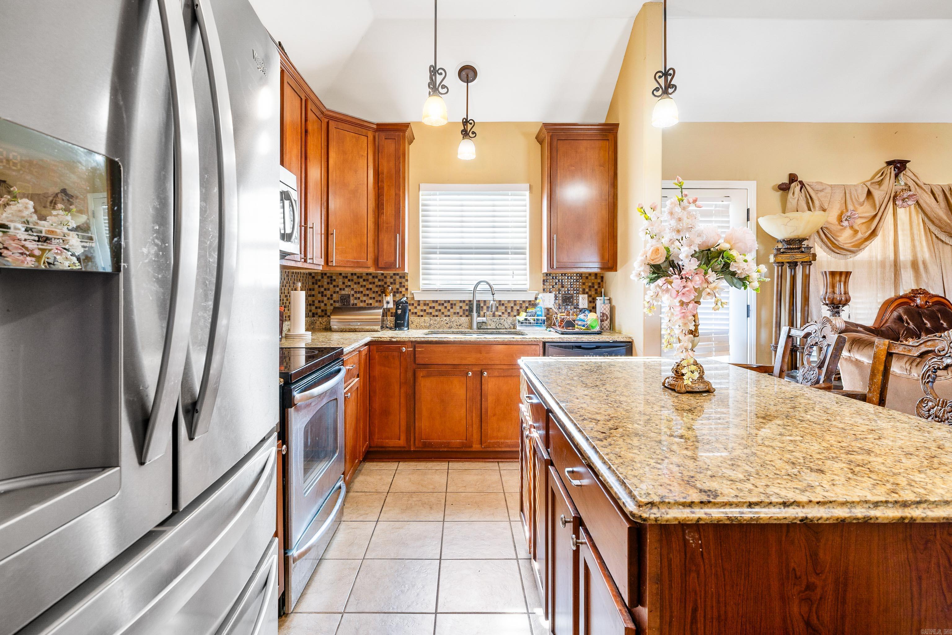 1007 Clinton  Alexander, AR