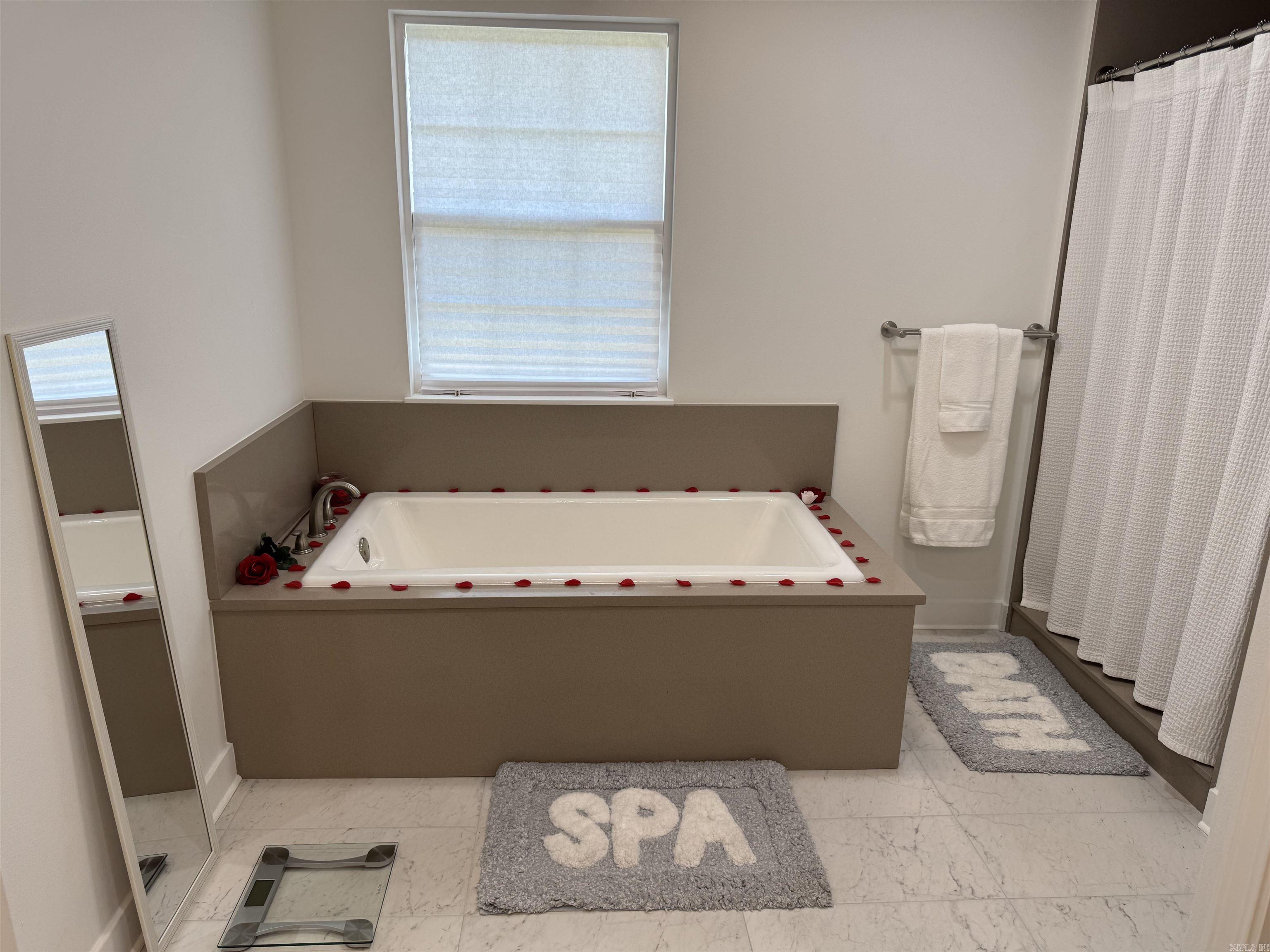 209 Fox Chase  Hot Springs, AR