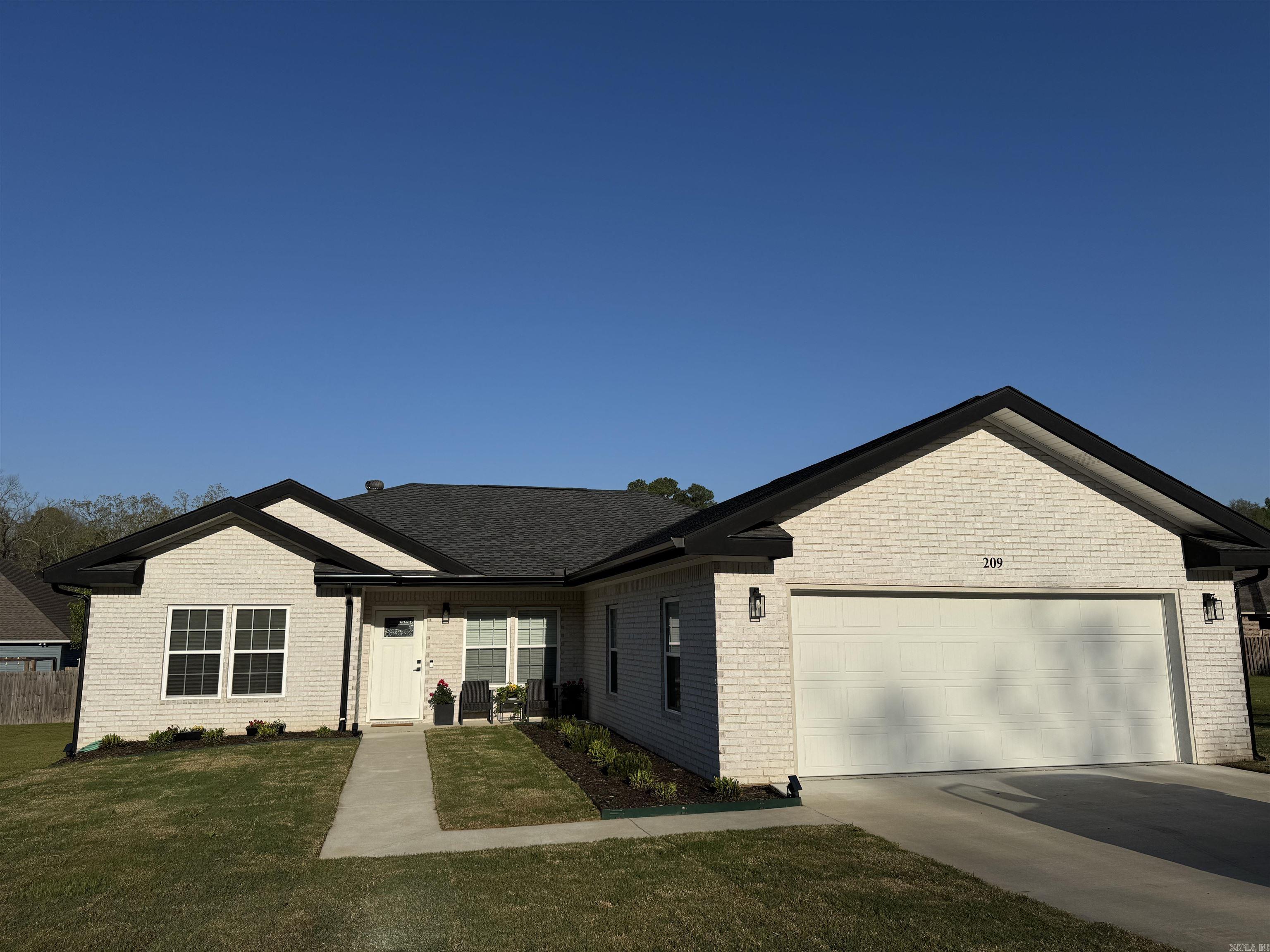 209 Fox Chase  Hot Springs, AR