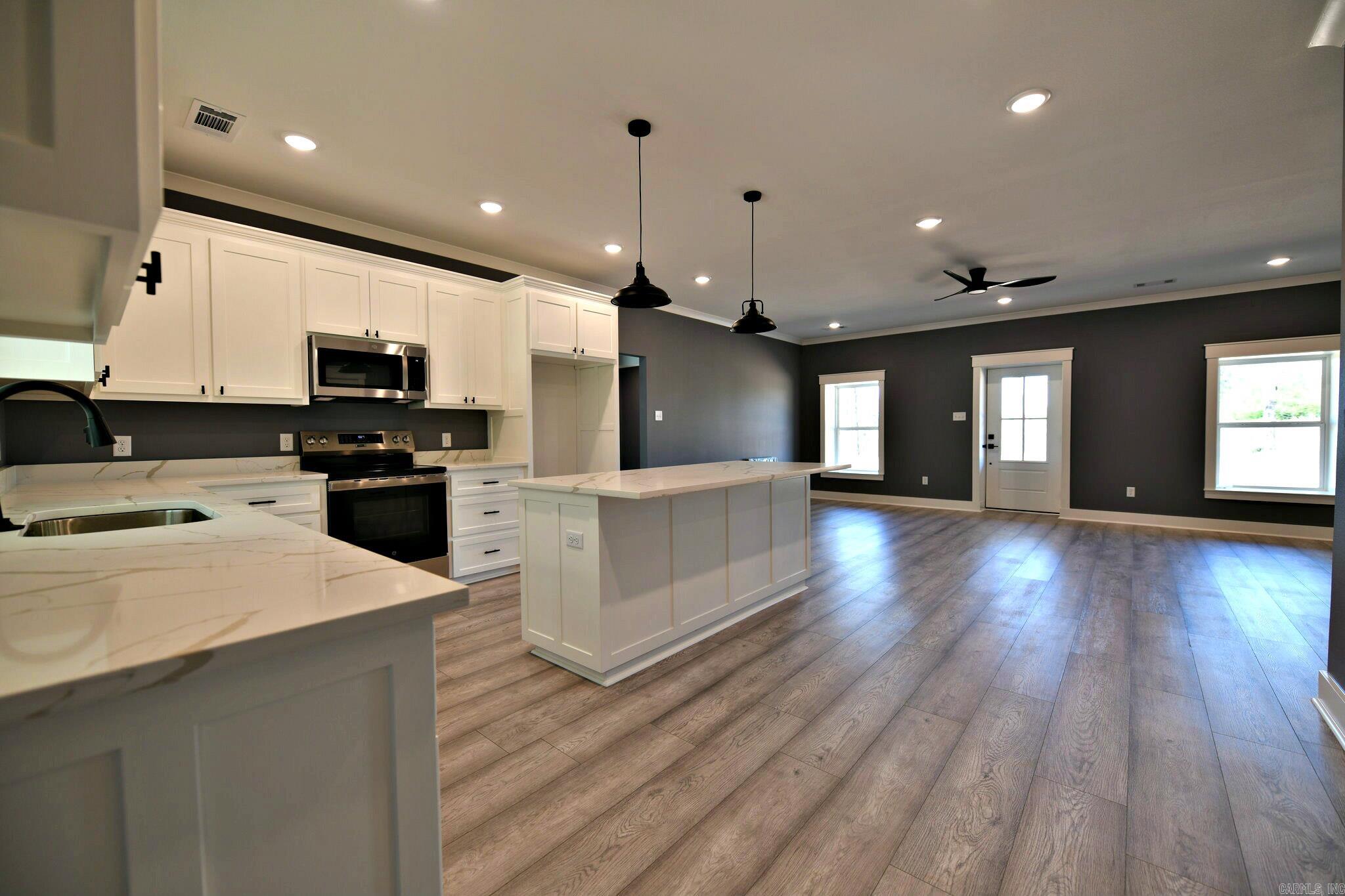 2014 S. Reine St. Mena, AR 71953