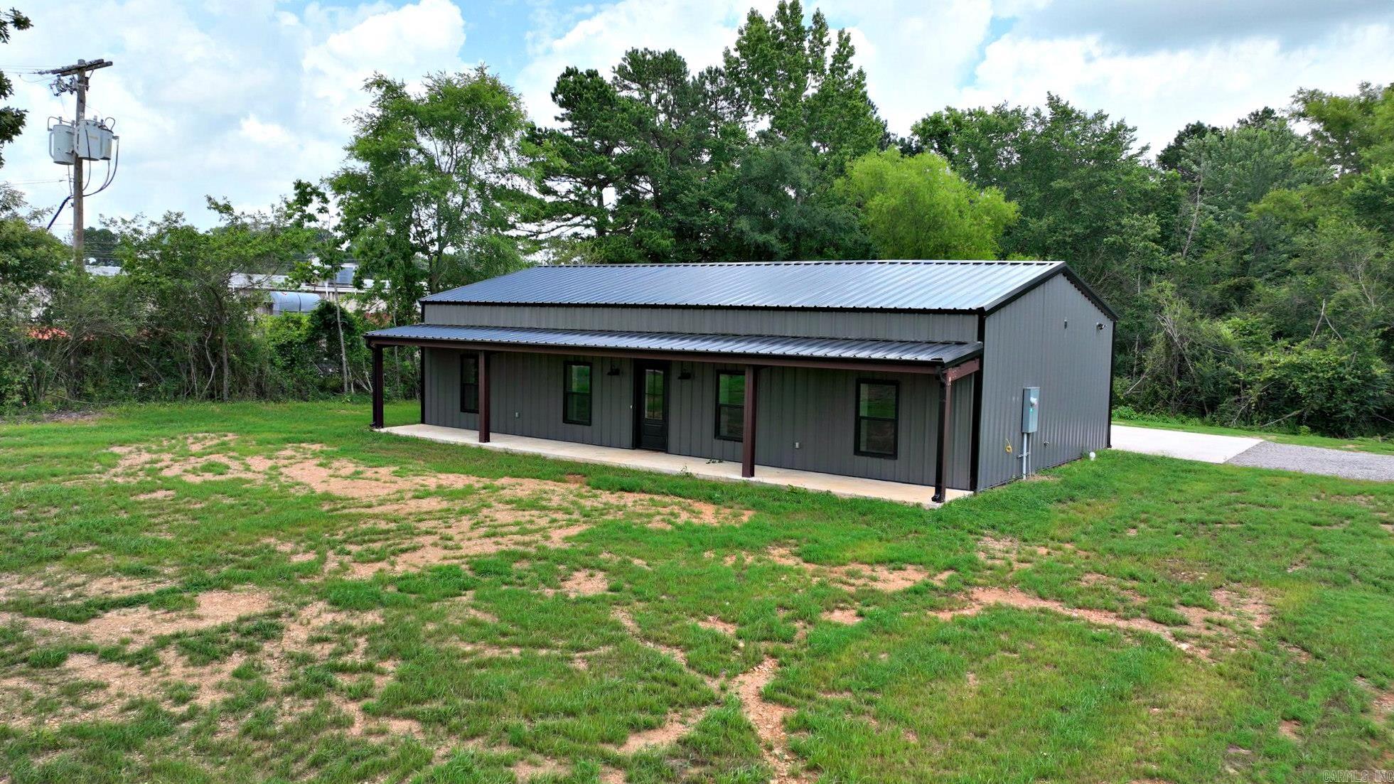 2014 S. Reine St. Mena, AR 71953