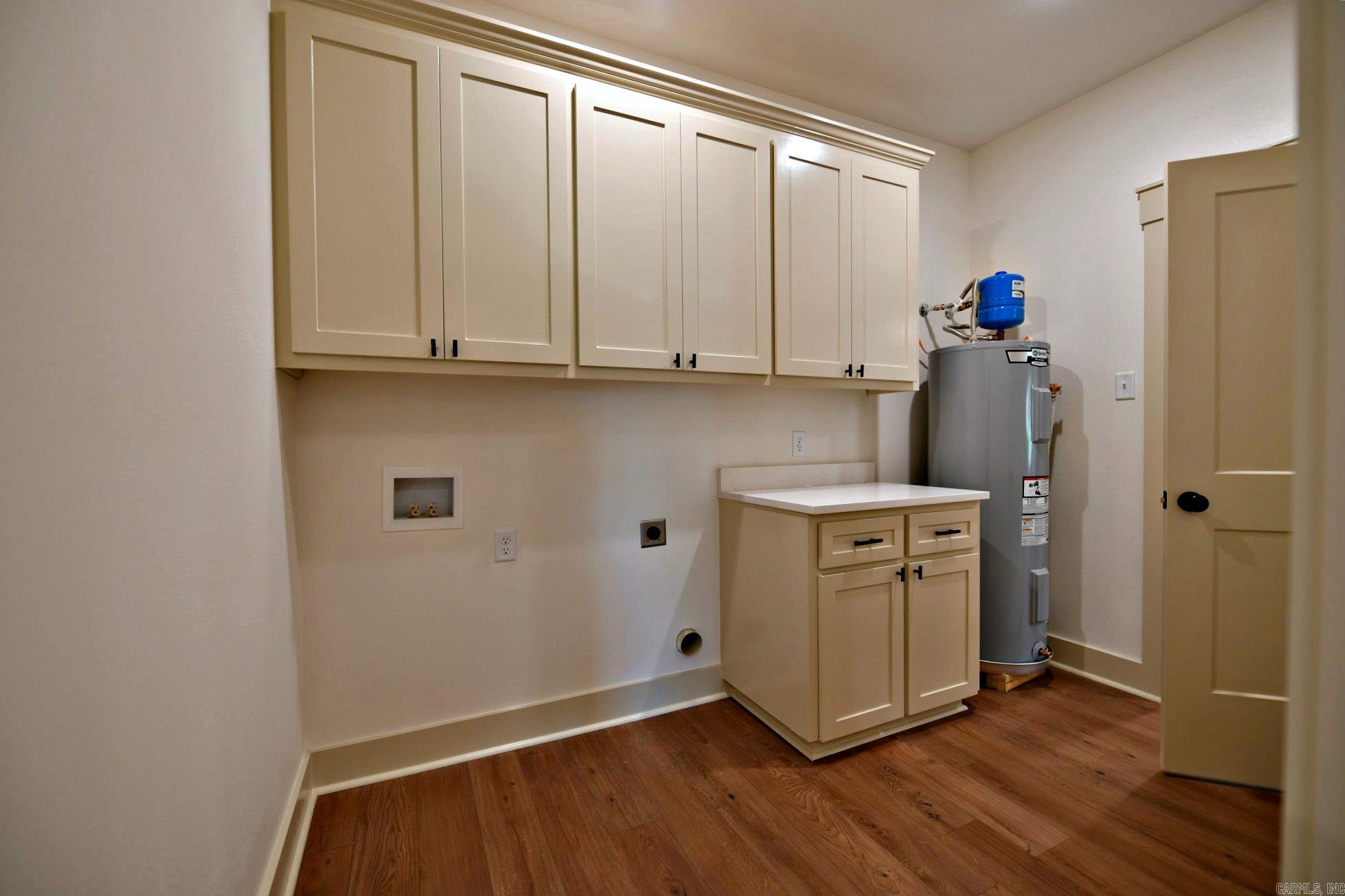 2016 S. Reine St.  Mena, AR