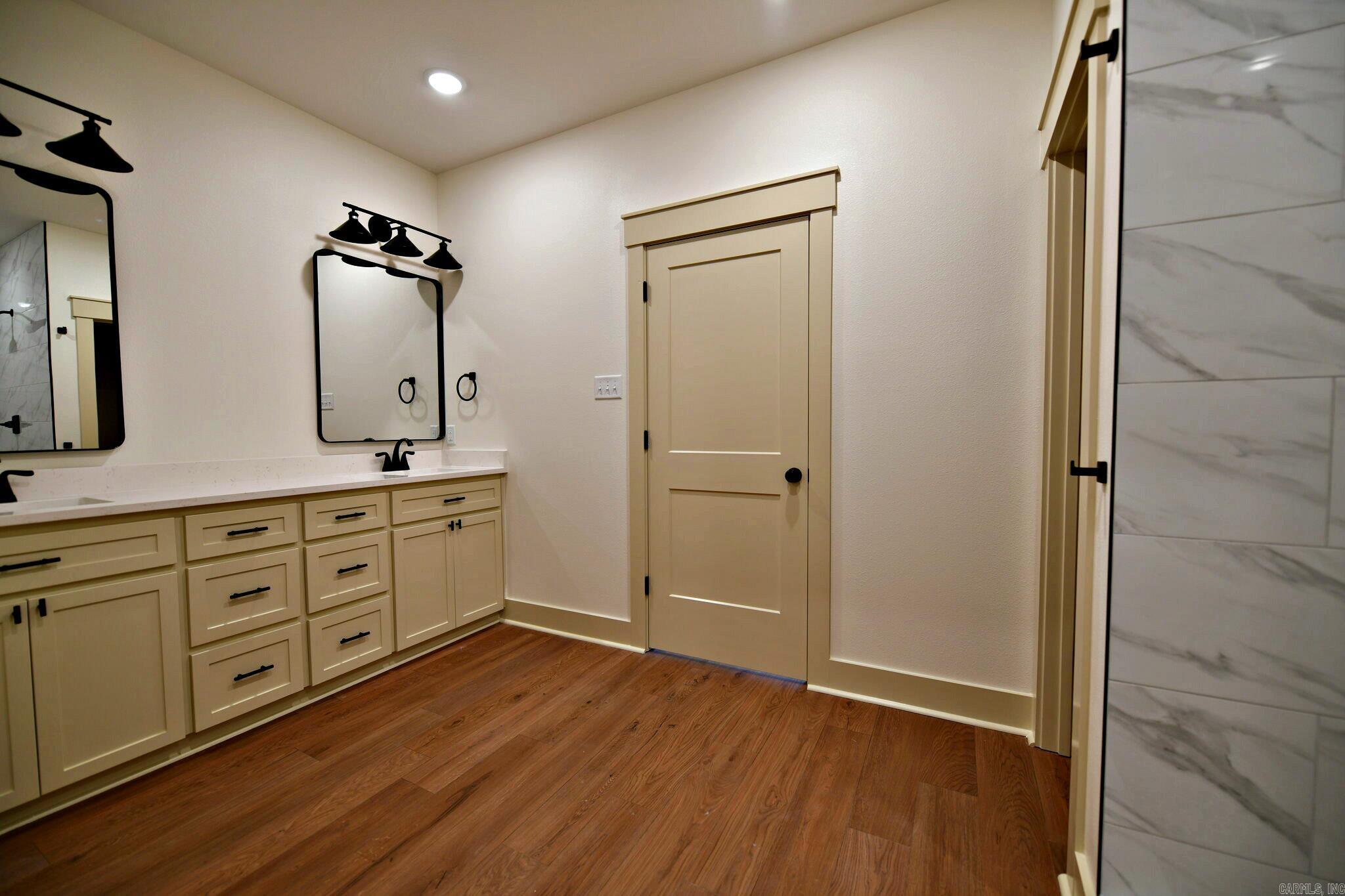 2016 S. Reine St.  Mena, AR