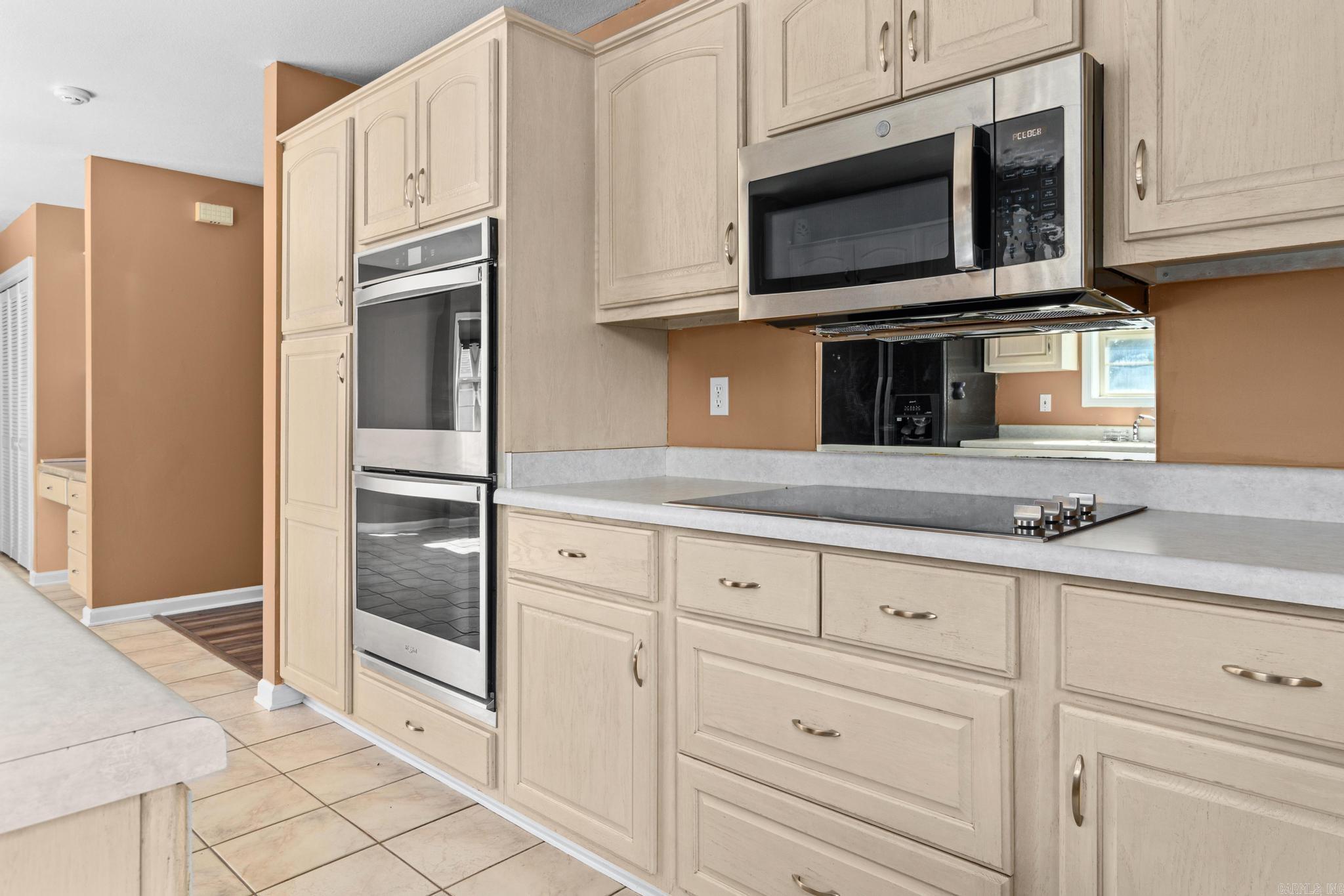 393 County Road 371  Bono, AR