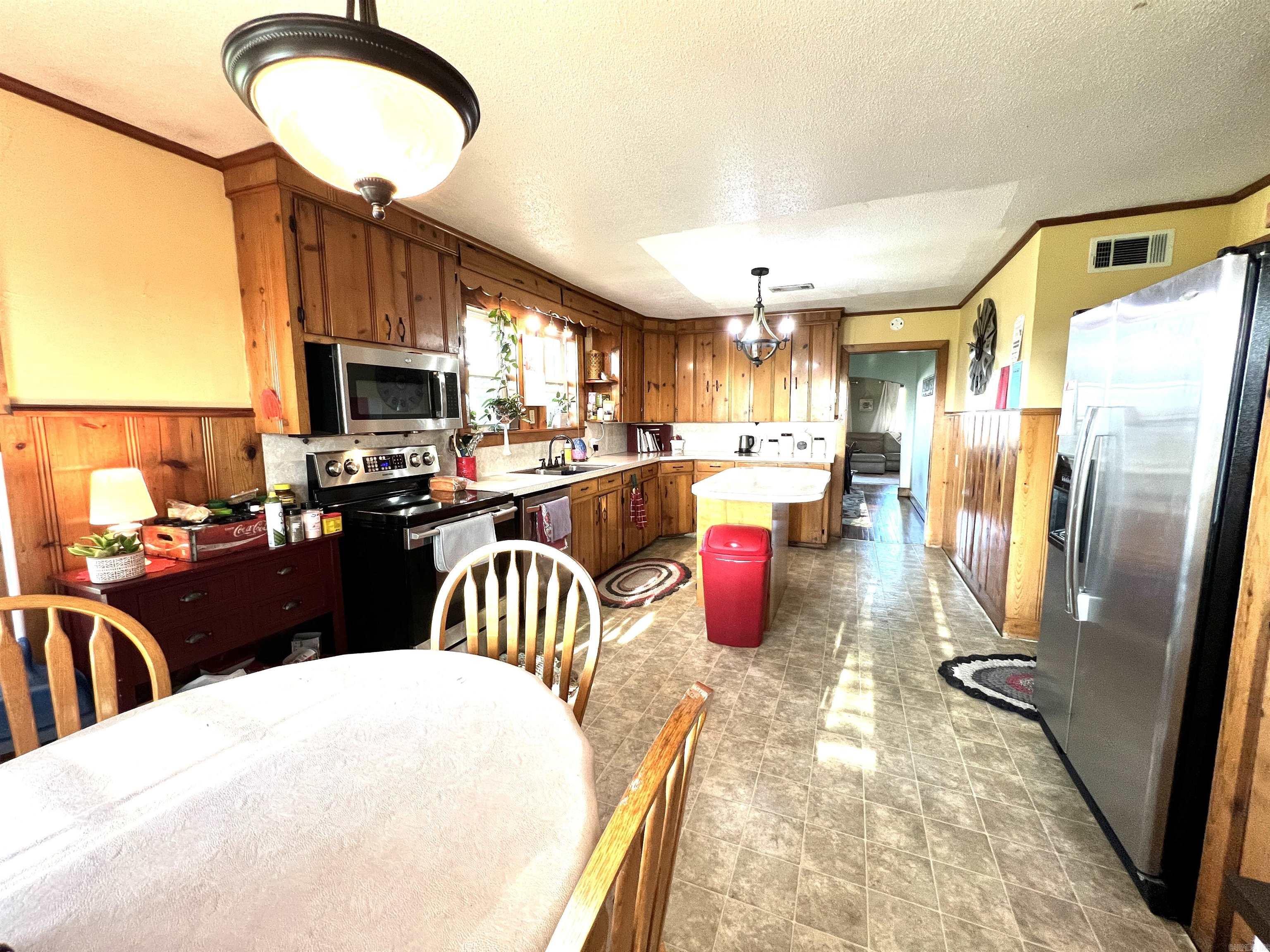 10011 N 293  Dumas, AR