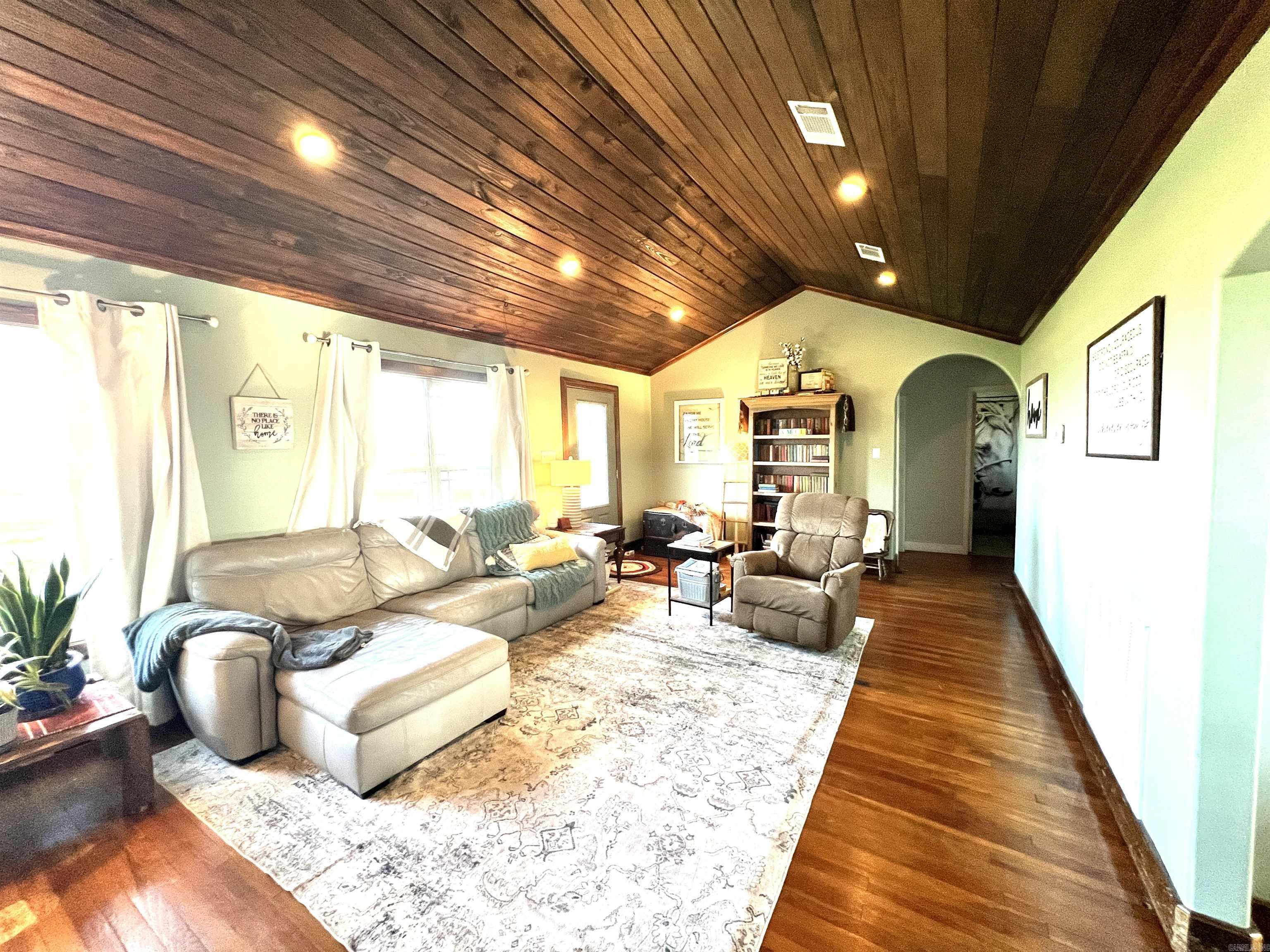 10011 N 293  Dumas, AR