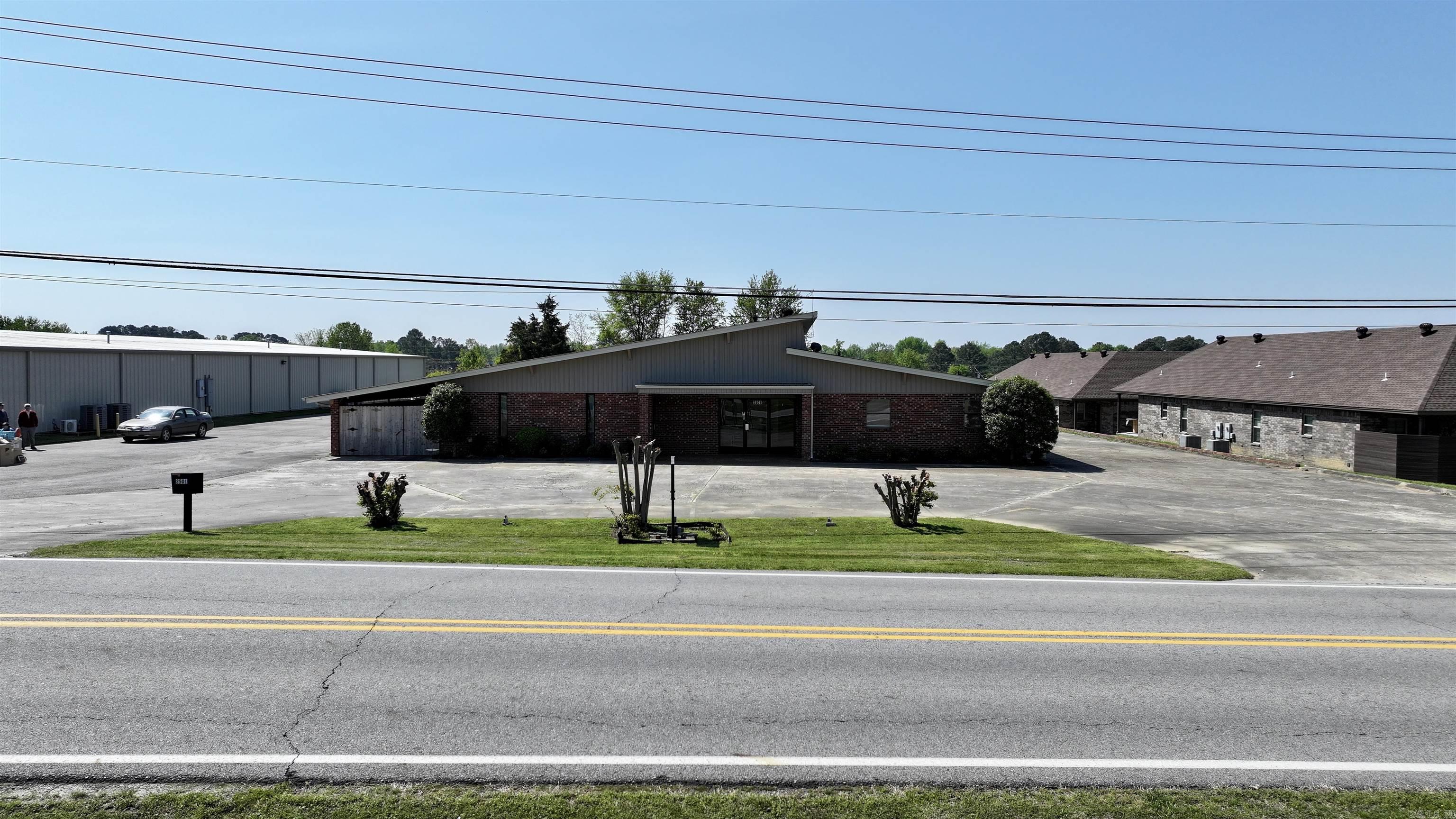 2501 E Moore  Searcy, AR