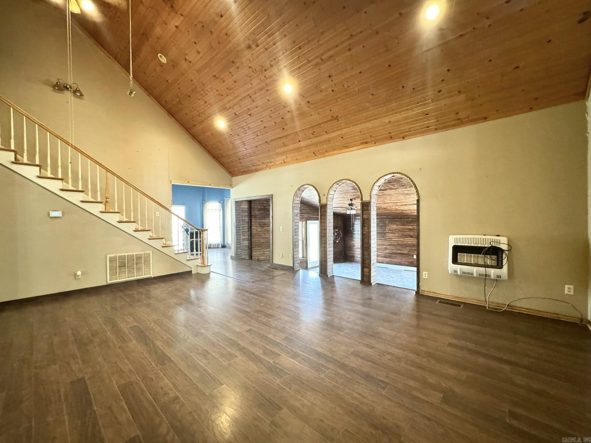 13178 Highway 66  Mountain View, AR