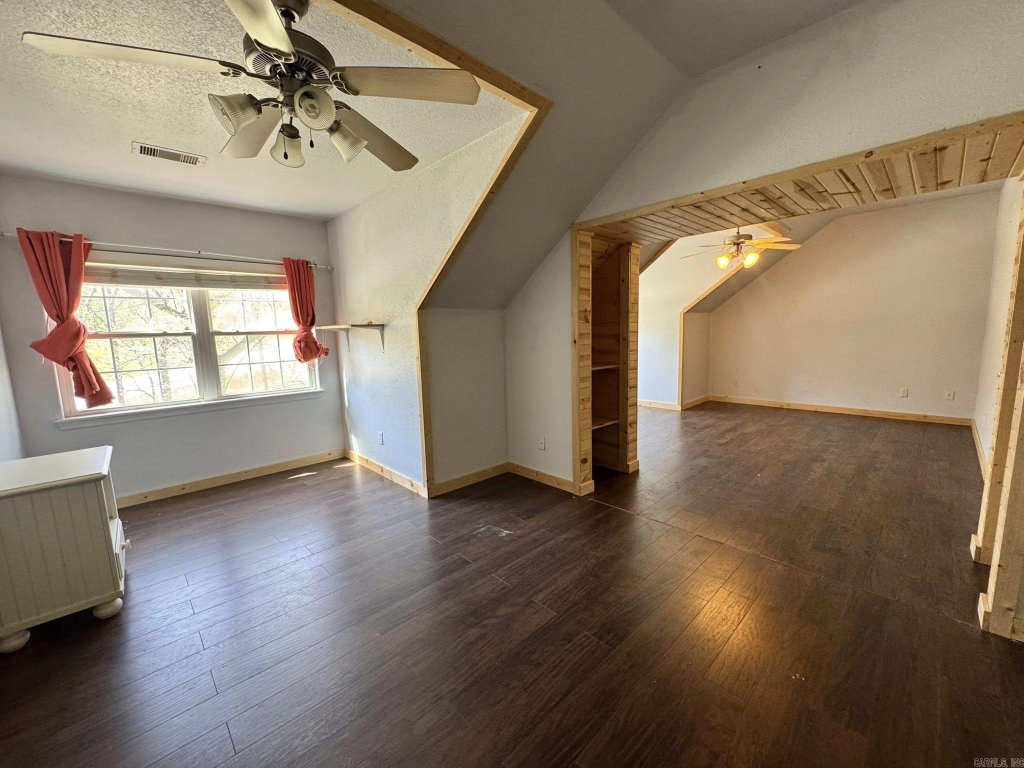 13178 Highway 66  Mountain View, AR