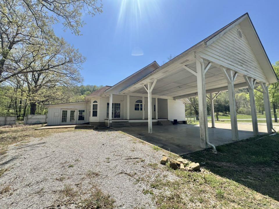 13178 Highway 66  Mountain View, AR