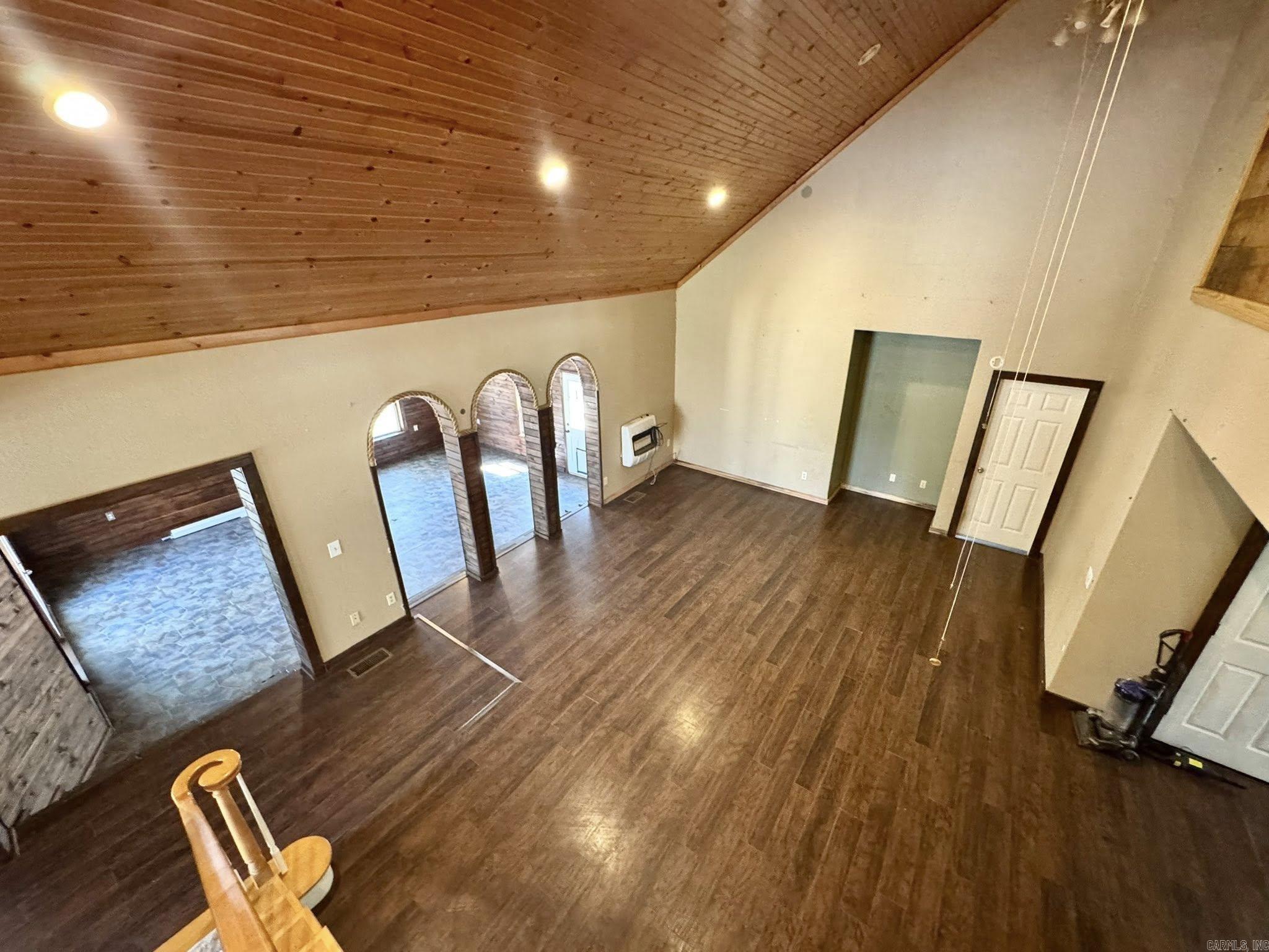 13178 Highway 66  Mountain View, AR