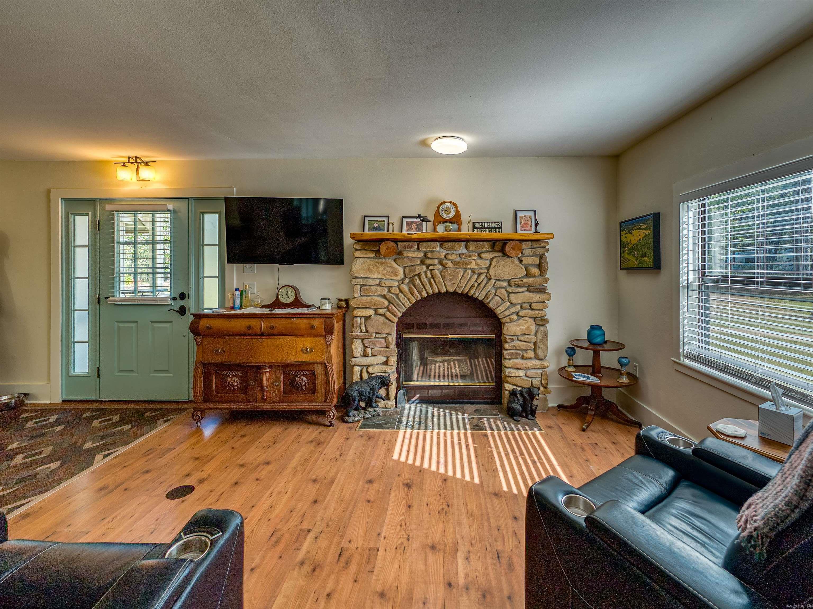 108 Heather  Shirley, AR