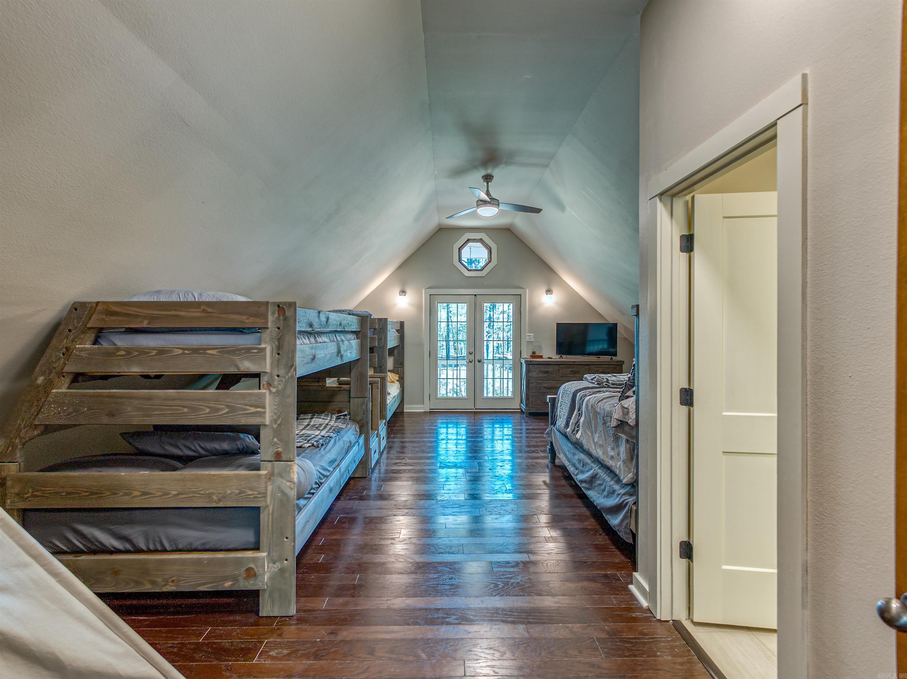 108 Heather  Shirley, AR