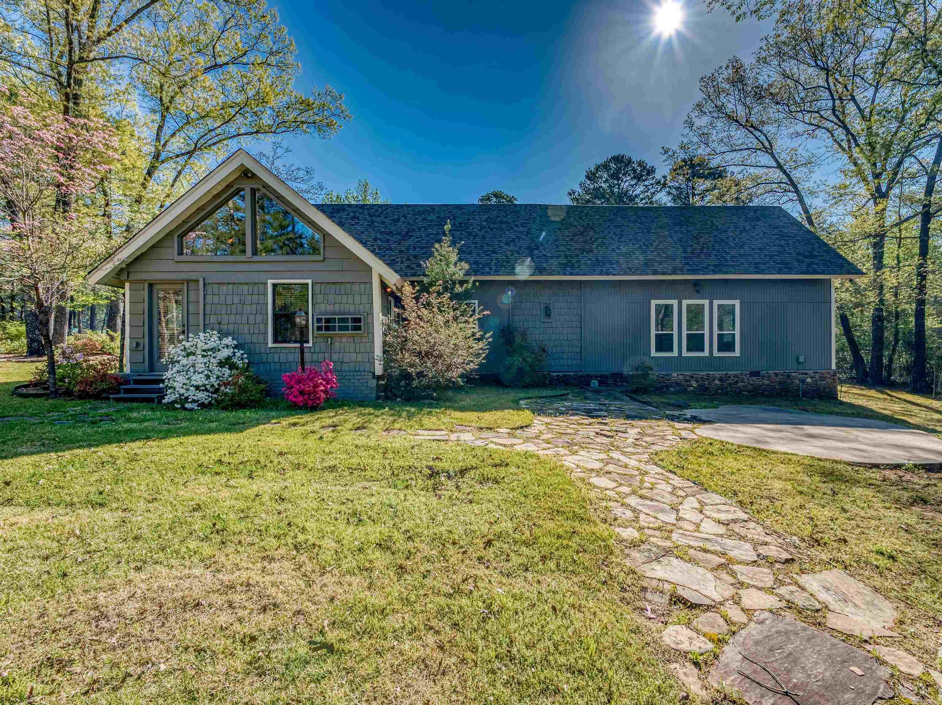 108 Heather  Shirley, AR