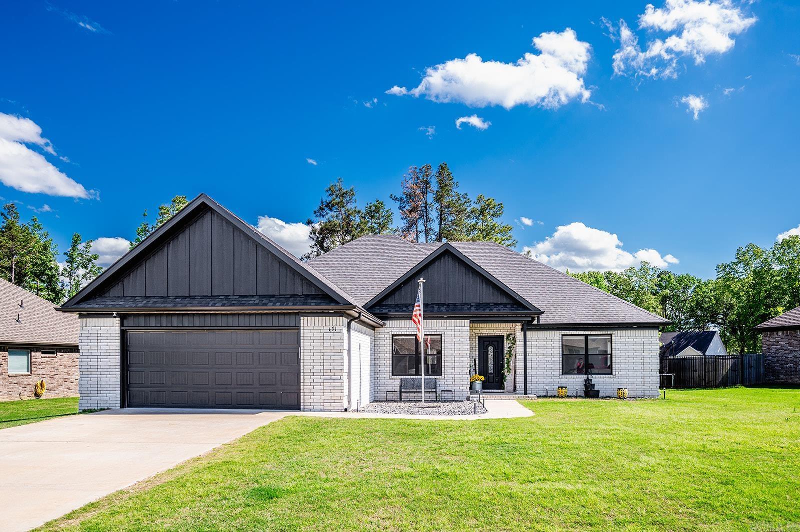131 Hayden Dr