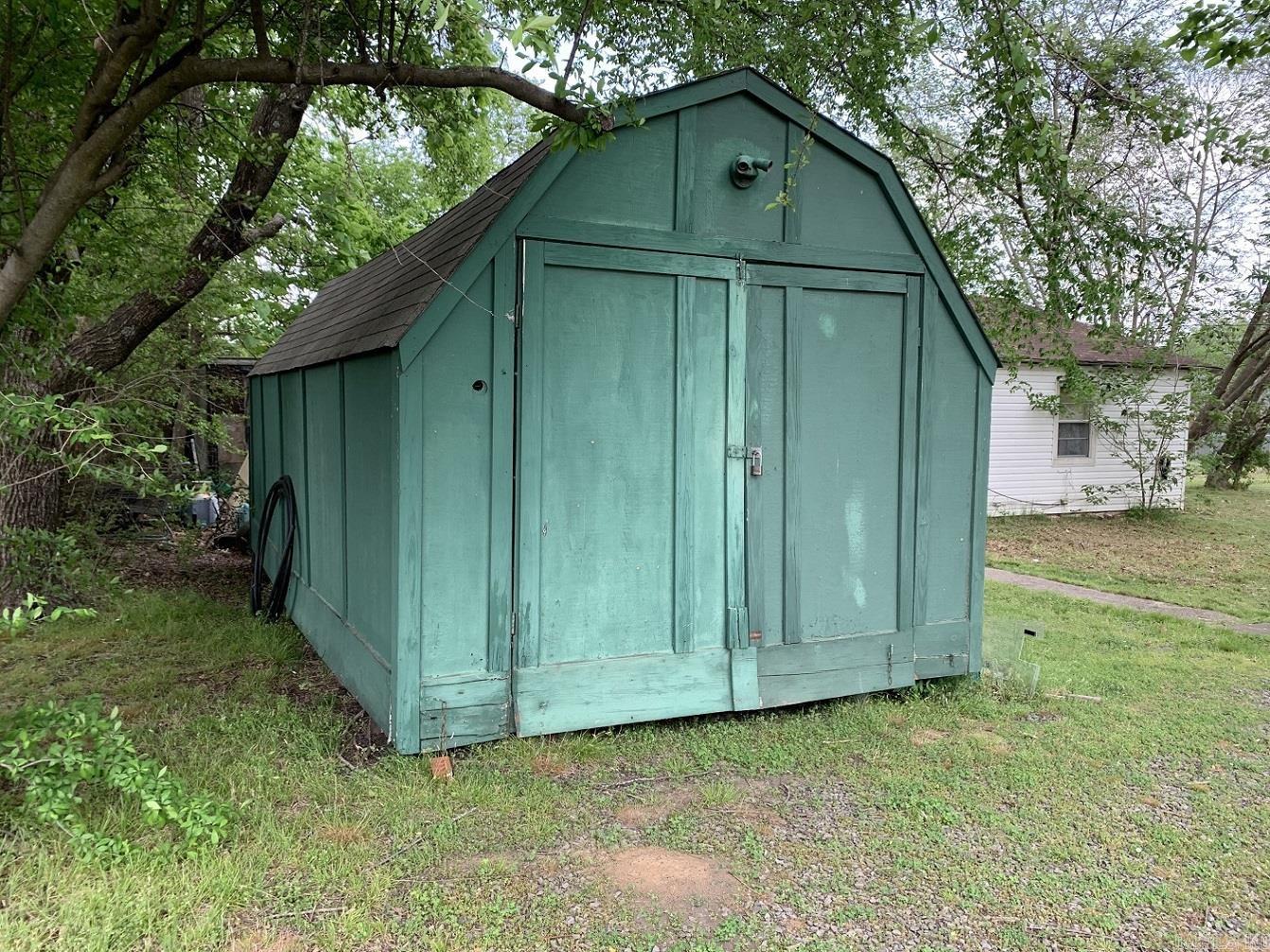 1311 E 16th  Russellville, AR