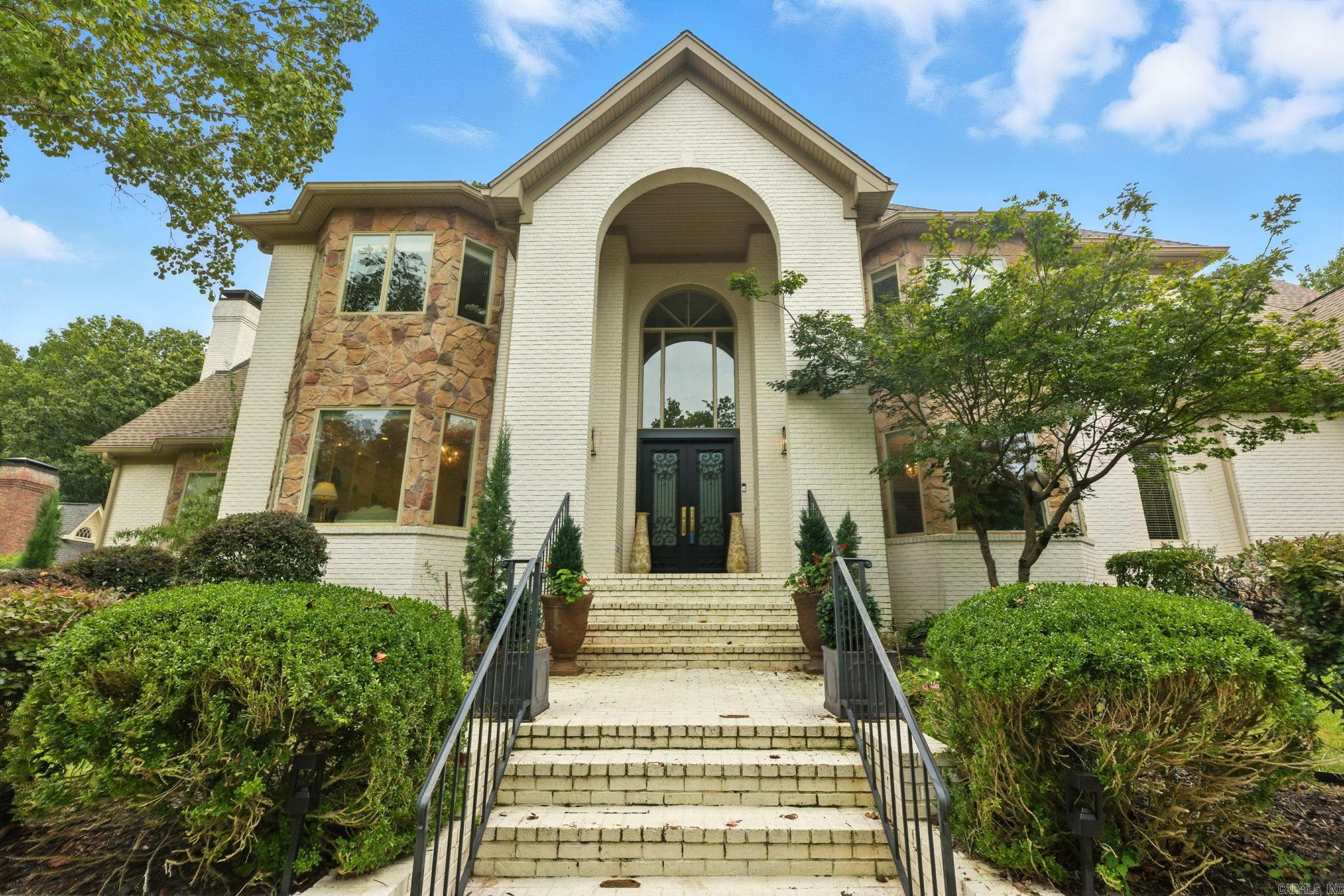 152 Hickory Creek Circle