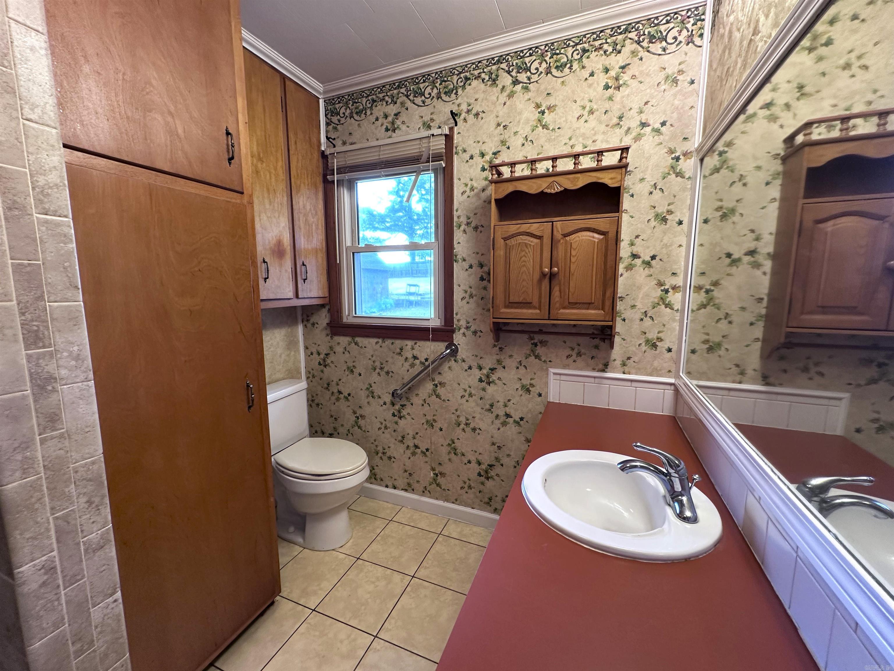 865 N 2nd  Piggott, AR