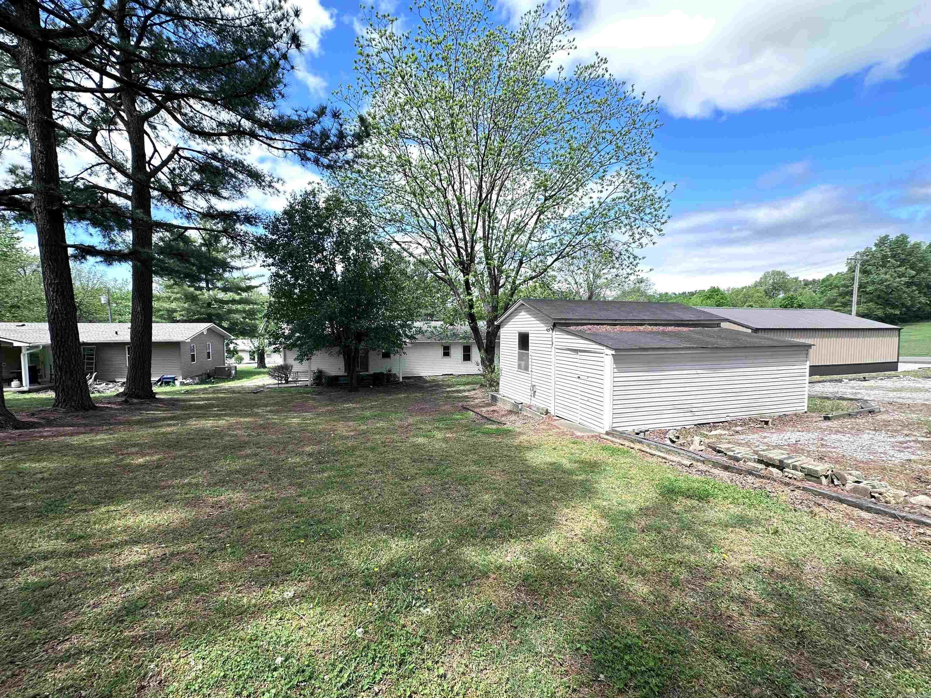 865 N 2nd  Piggott, AR