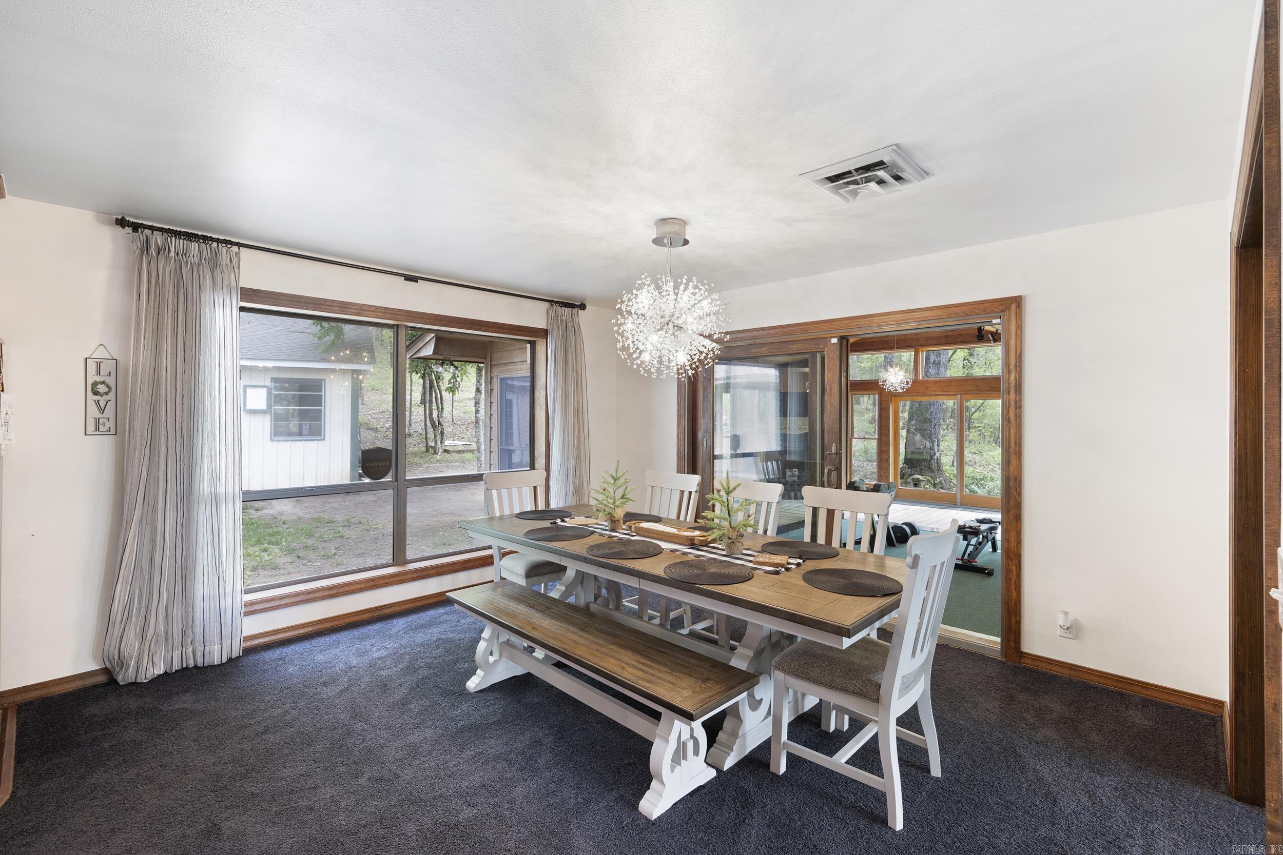 907 Smoke Tree  Dover, AR