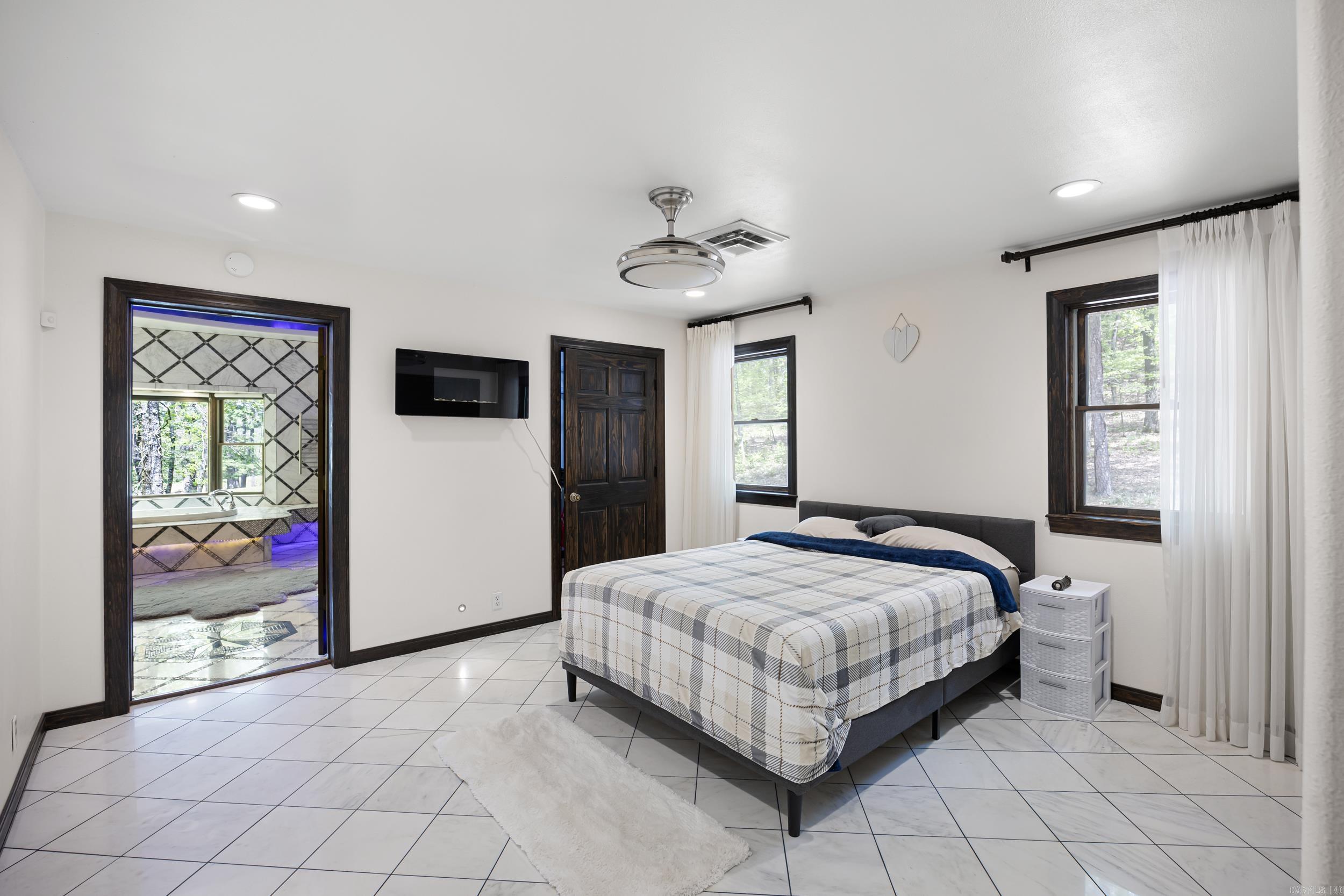 907 Smoke Tree  Dover, AR