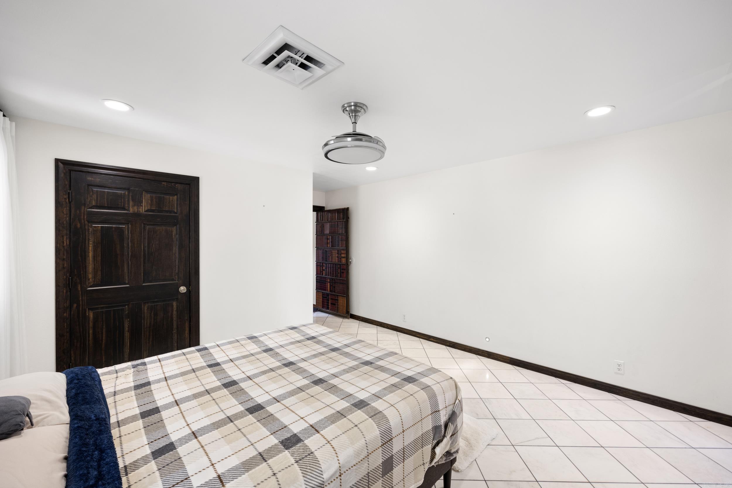 907 Smoke Tree  Dover, AR