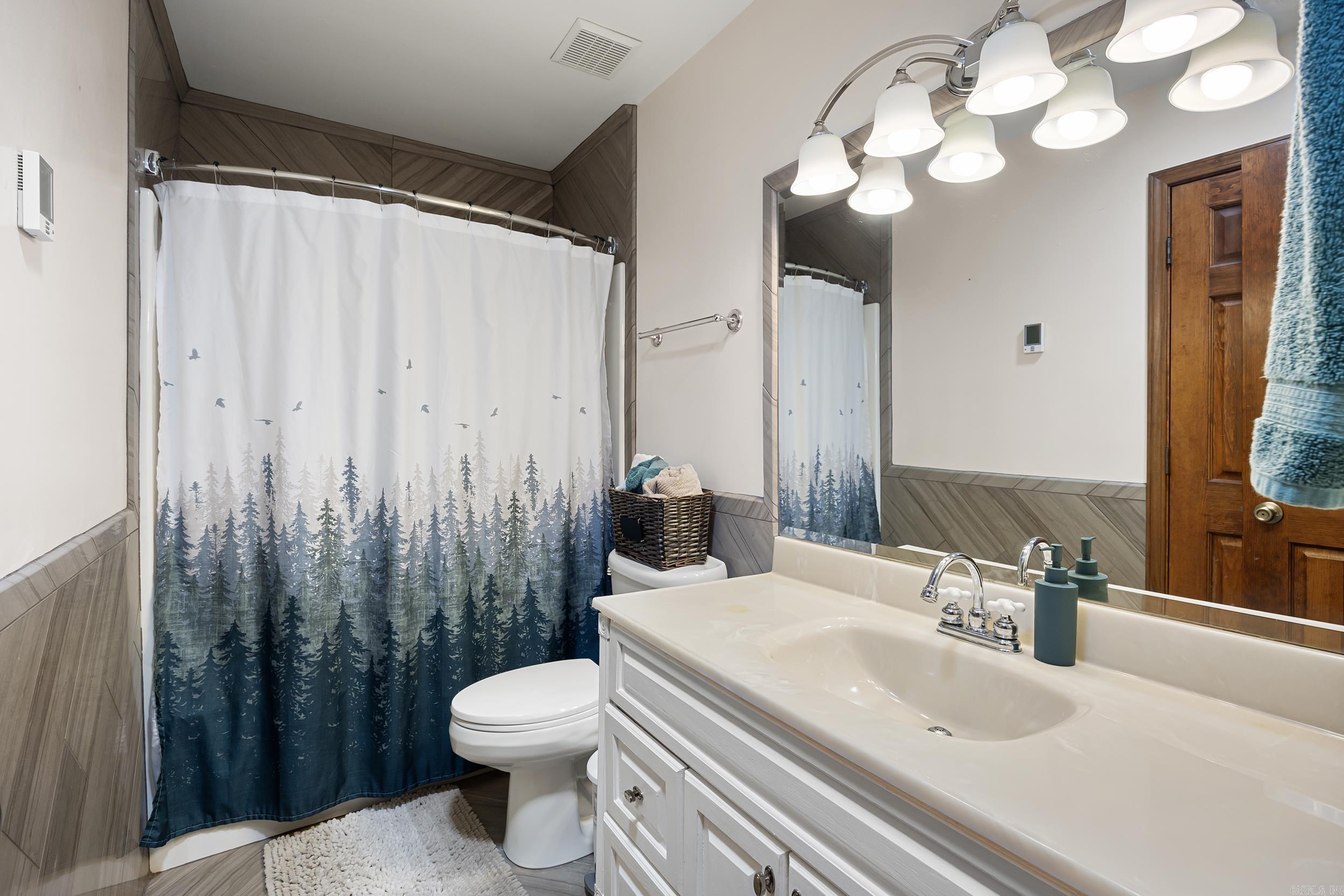 907 Smoke Tree  Dover, AR