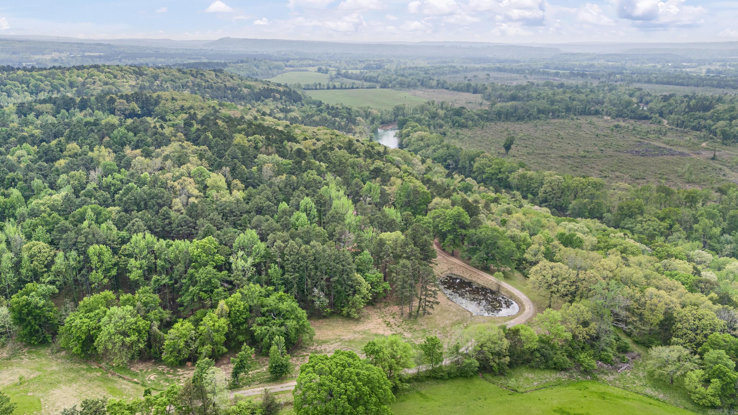 907 Smoke Tree  Dover, AR