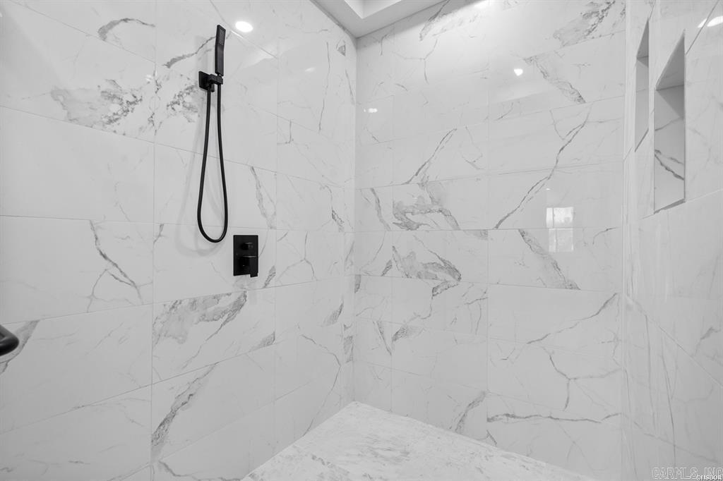 607 Fleetwood Drive Hot Springs, AR 71913