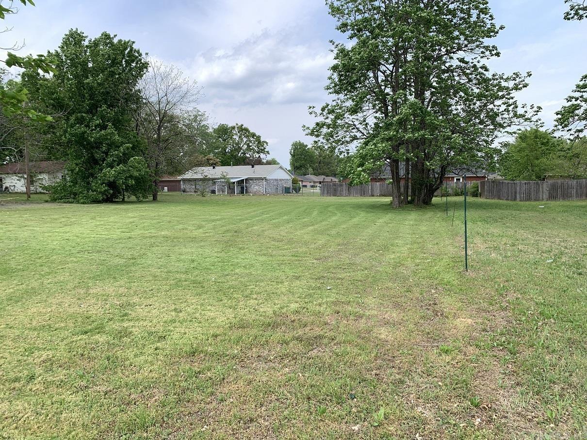 1315 E 16th  Russellville, AR