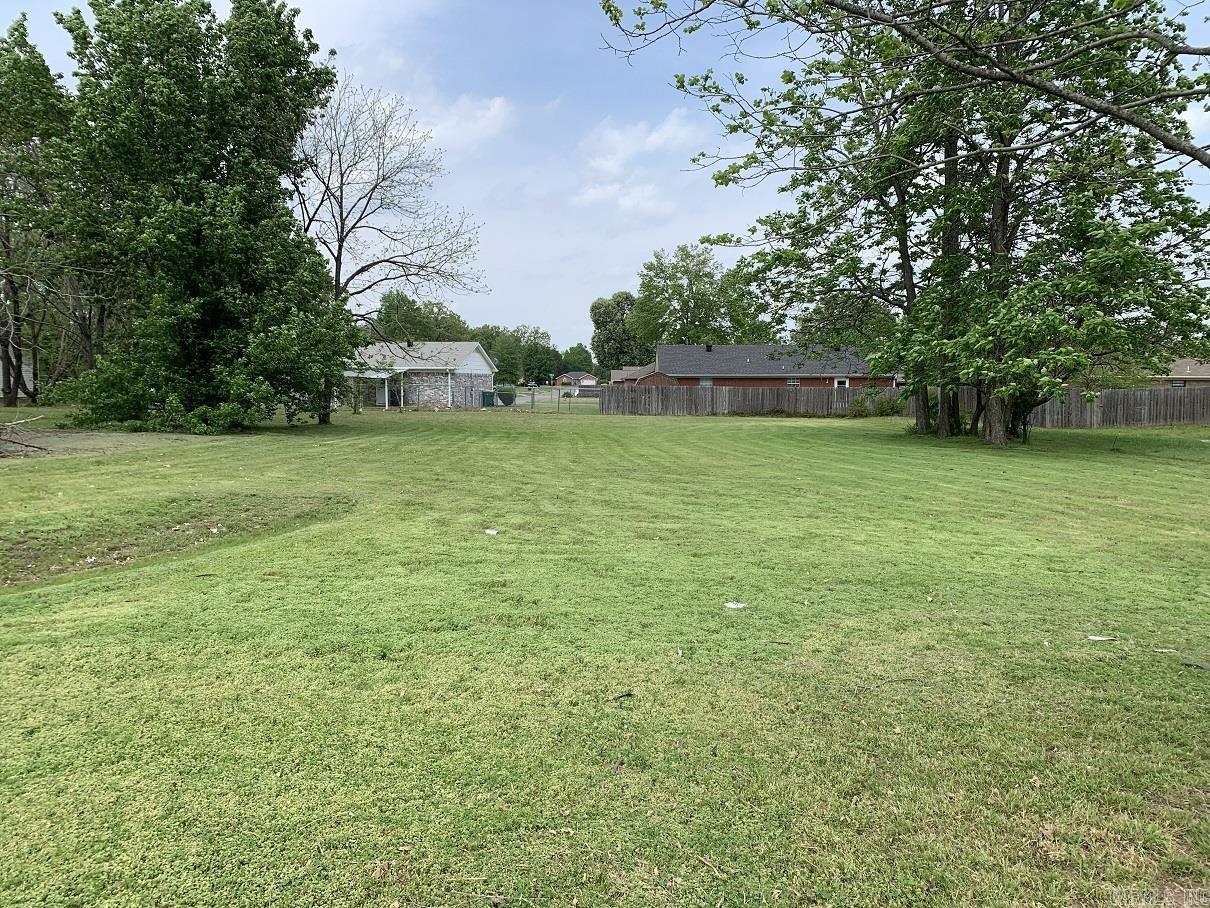 1315 E 16th  Russellville, AR