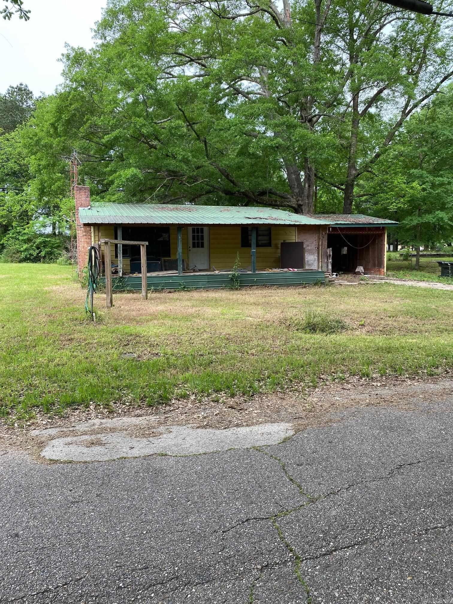 905  Patton  Crossett, AR