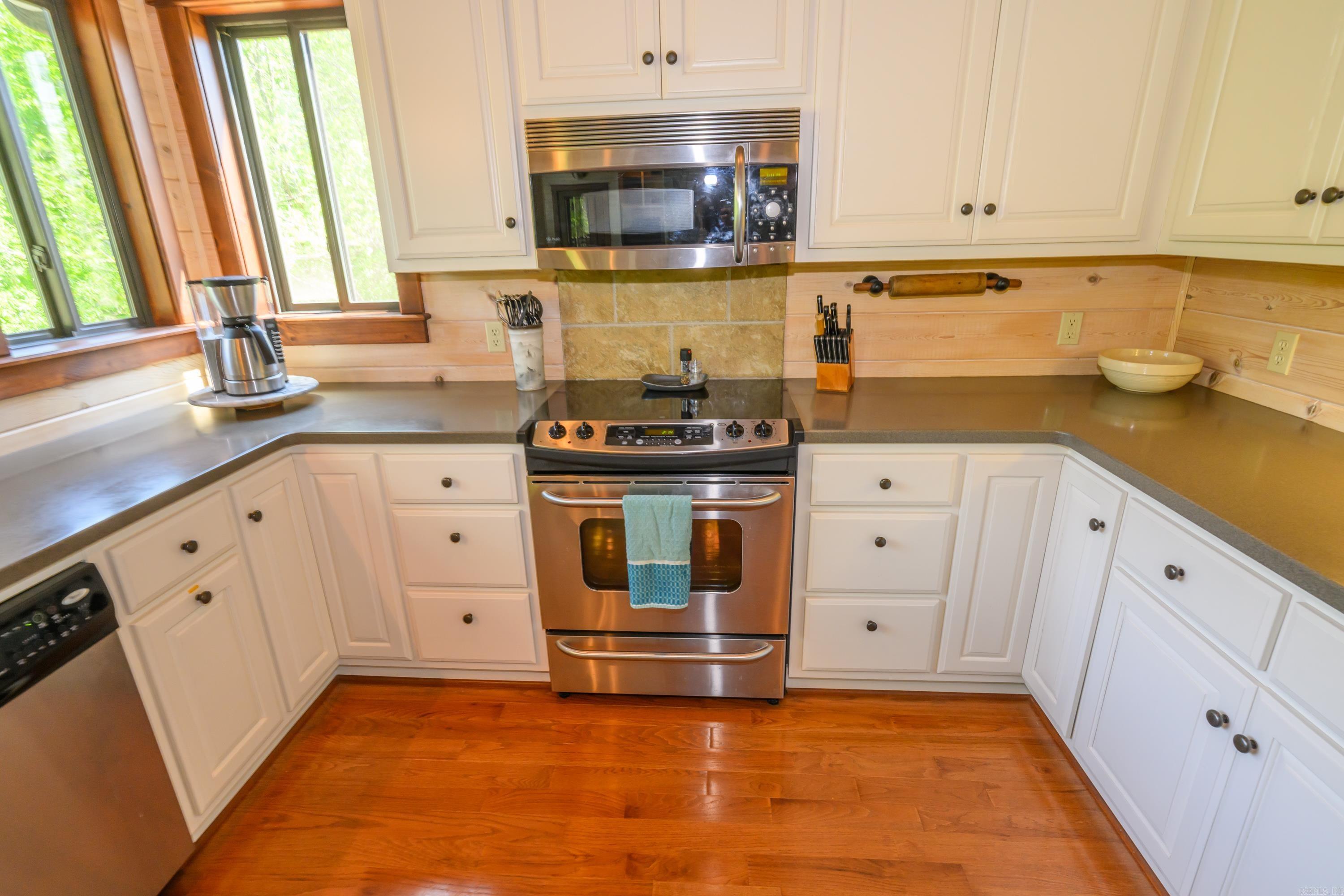 349 off McPhearson  Norfork, AR