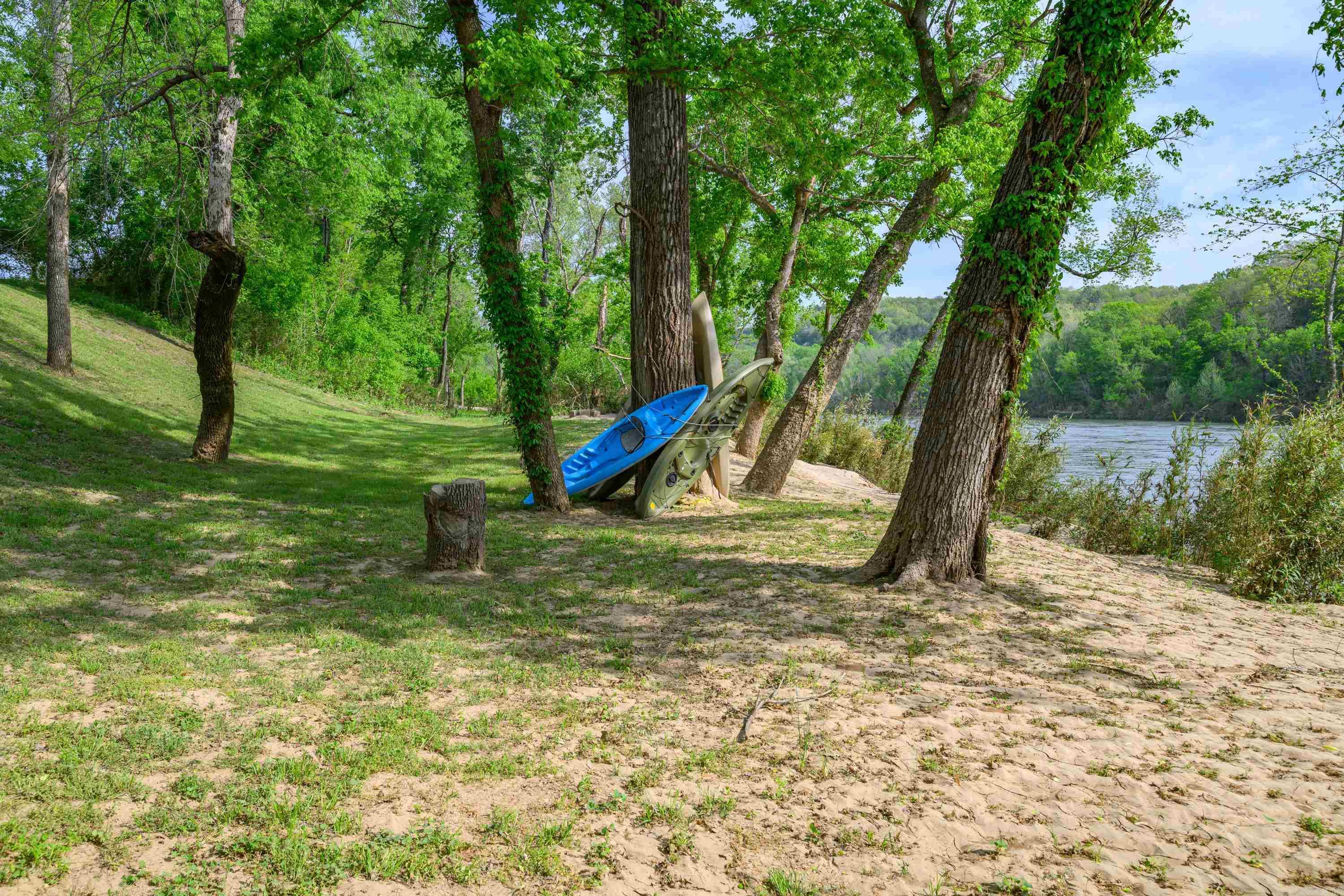 349 off McPhearson  Norfork, AR