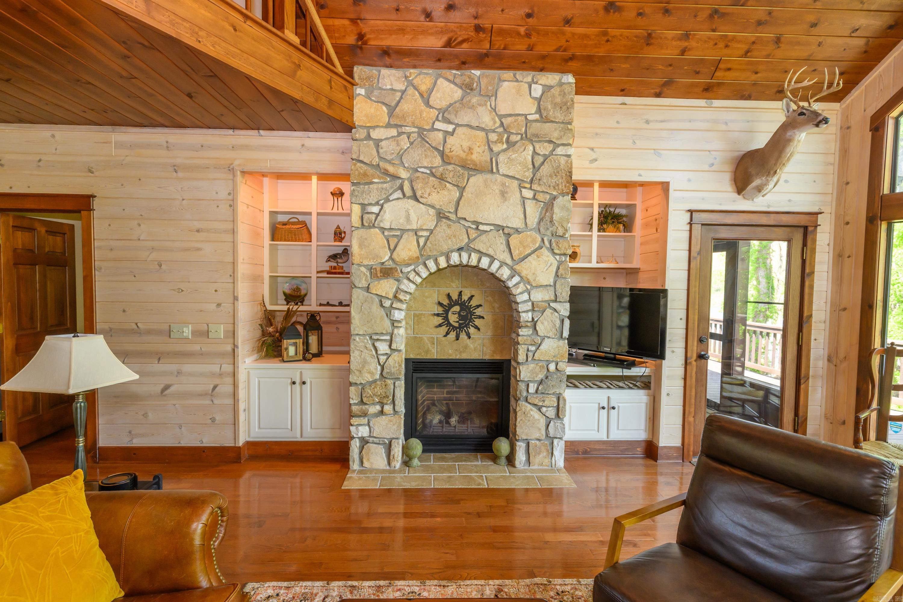 349 off McPhearson  Norfork, AR