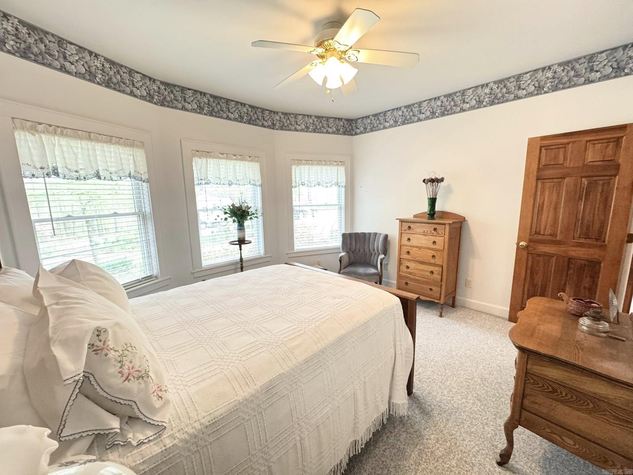 855 N Ridgeview Drive Mountain View, AR 72560