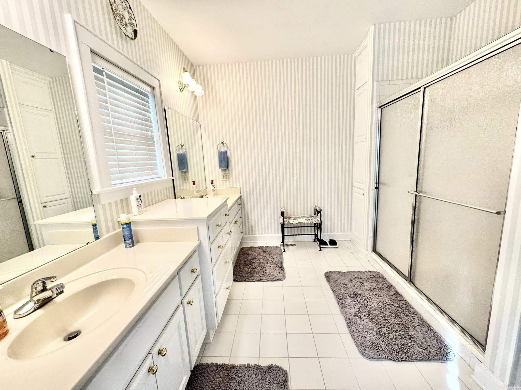 855 N Ridgeview Drive Mountain View, AR 72560