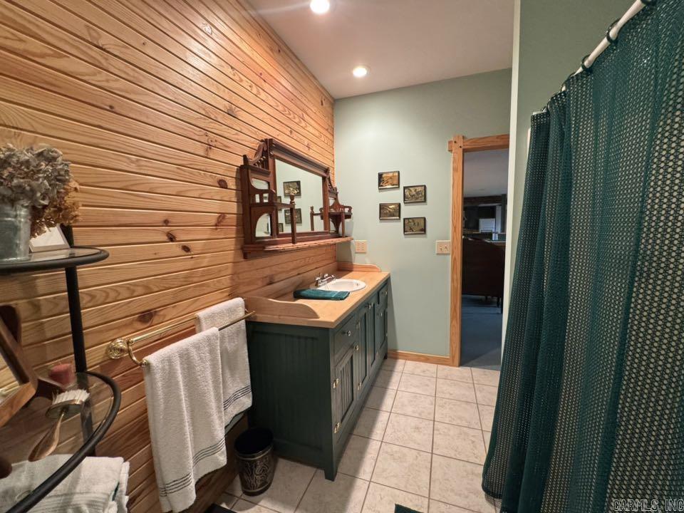 855 N Ridgeview Drive Mountain View, AR 72560