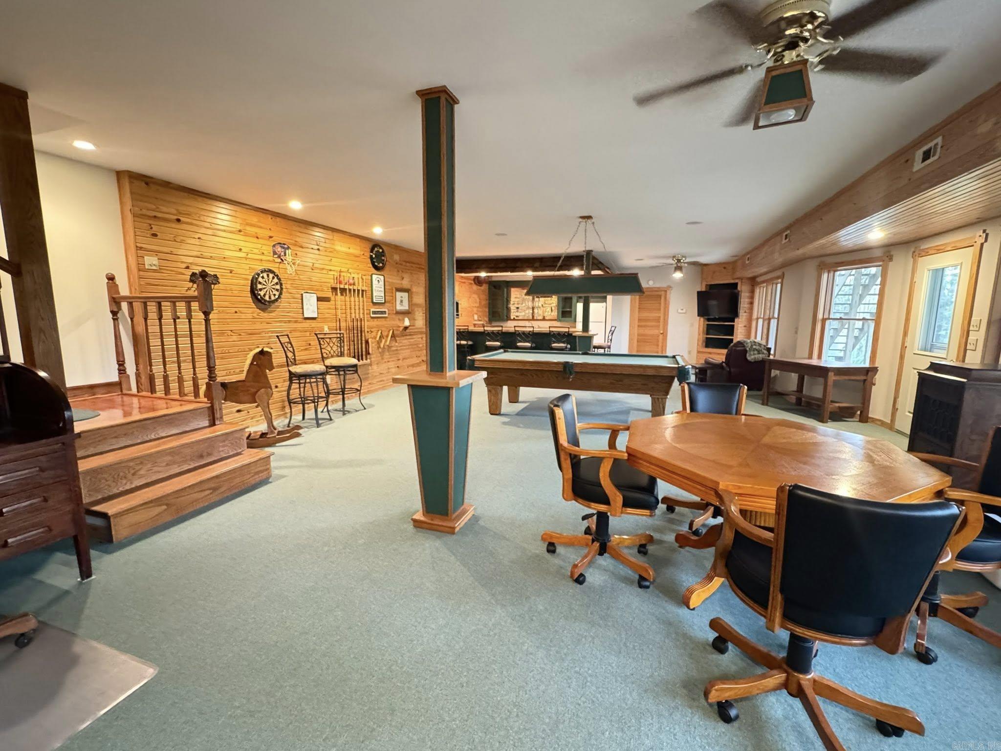 855 N Ridgeview Drive Mountain View, AR 72560