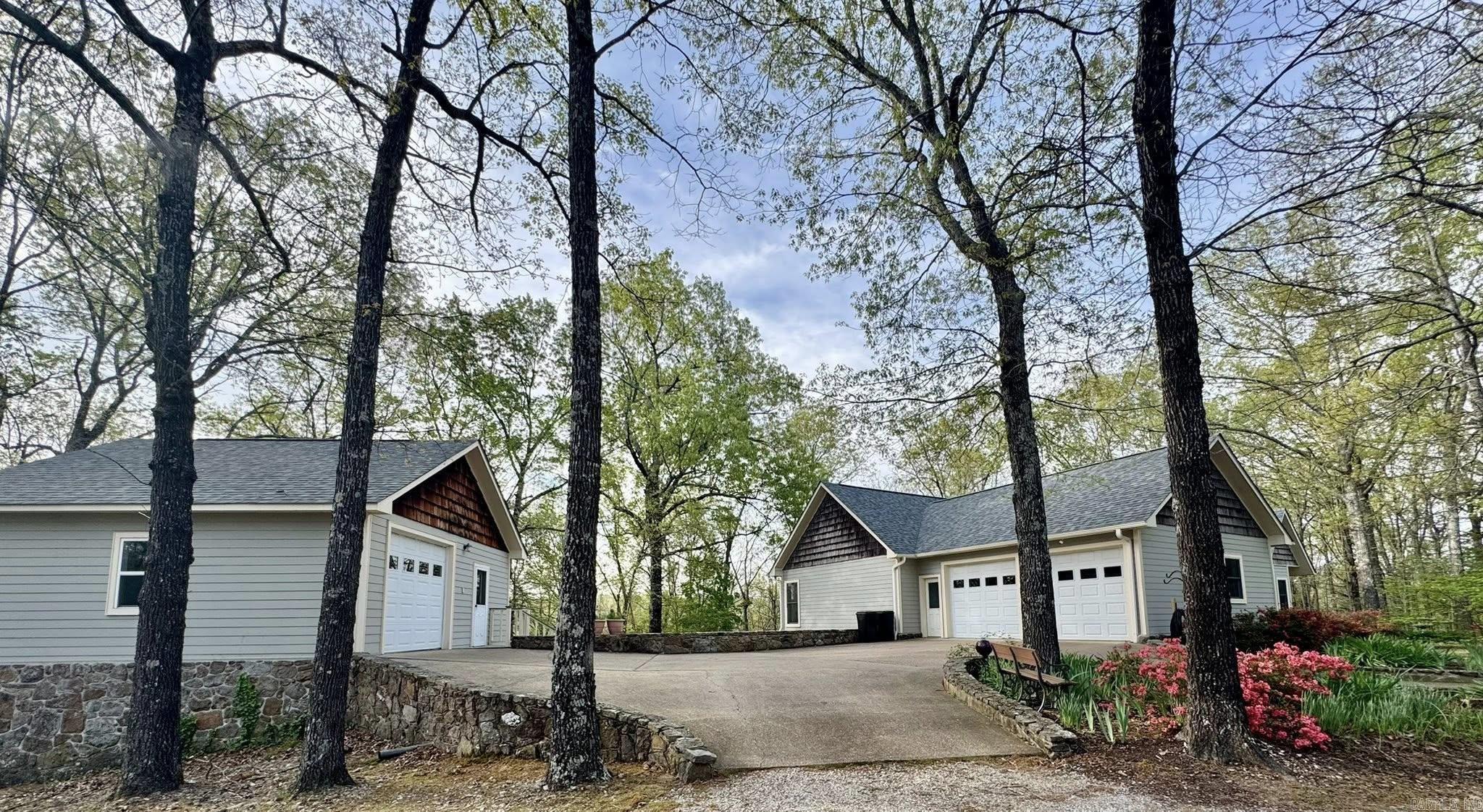 855 N Ridgeview Drive Mountain View, AR 72560