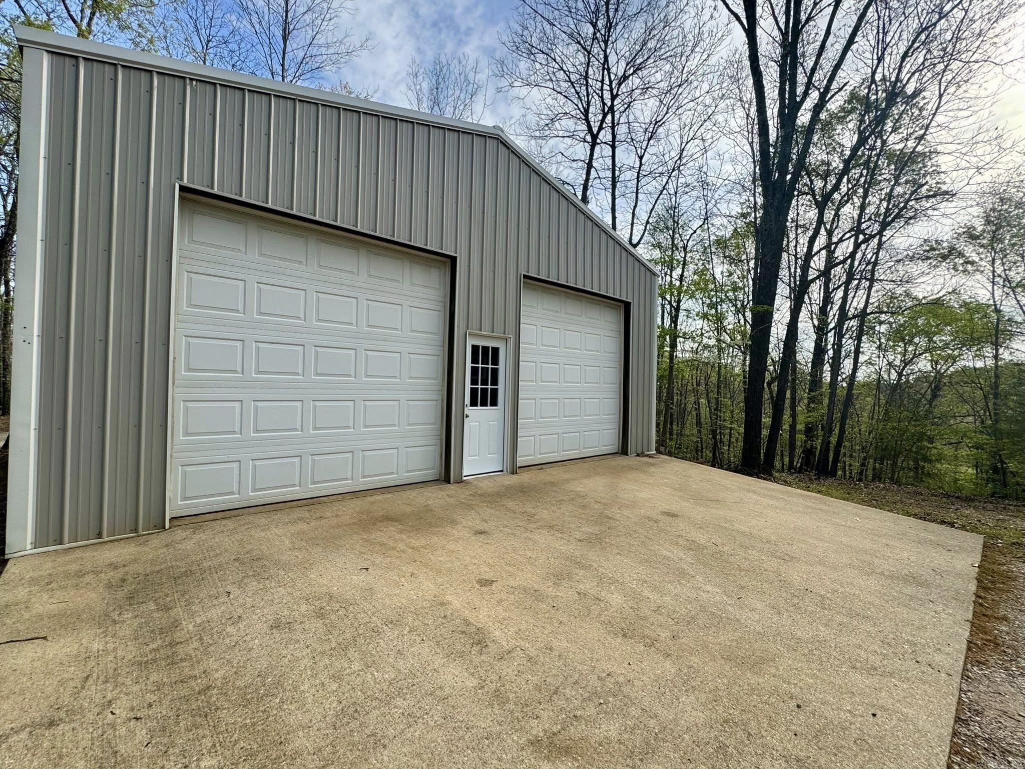 855 N Ridgeview Drive Mountain View, AR 72560