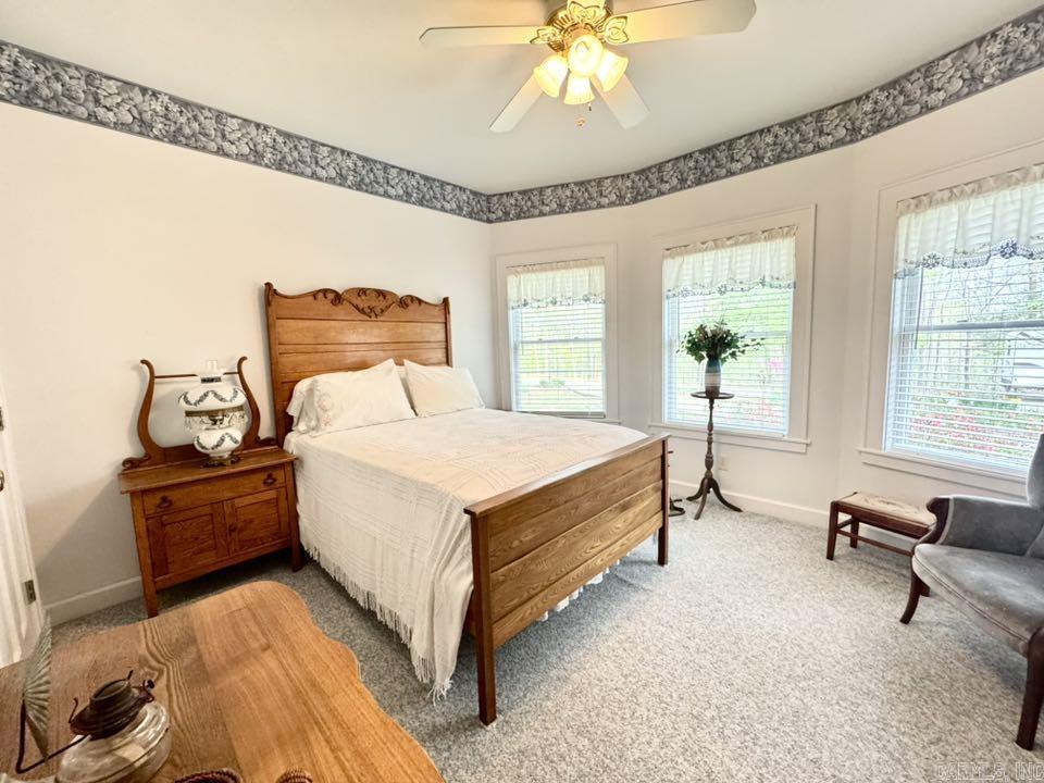 855 N Ridgeview Drive Mountain View, AR 72560