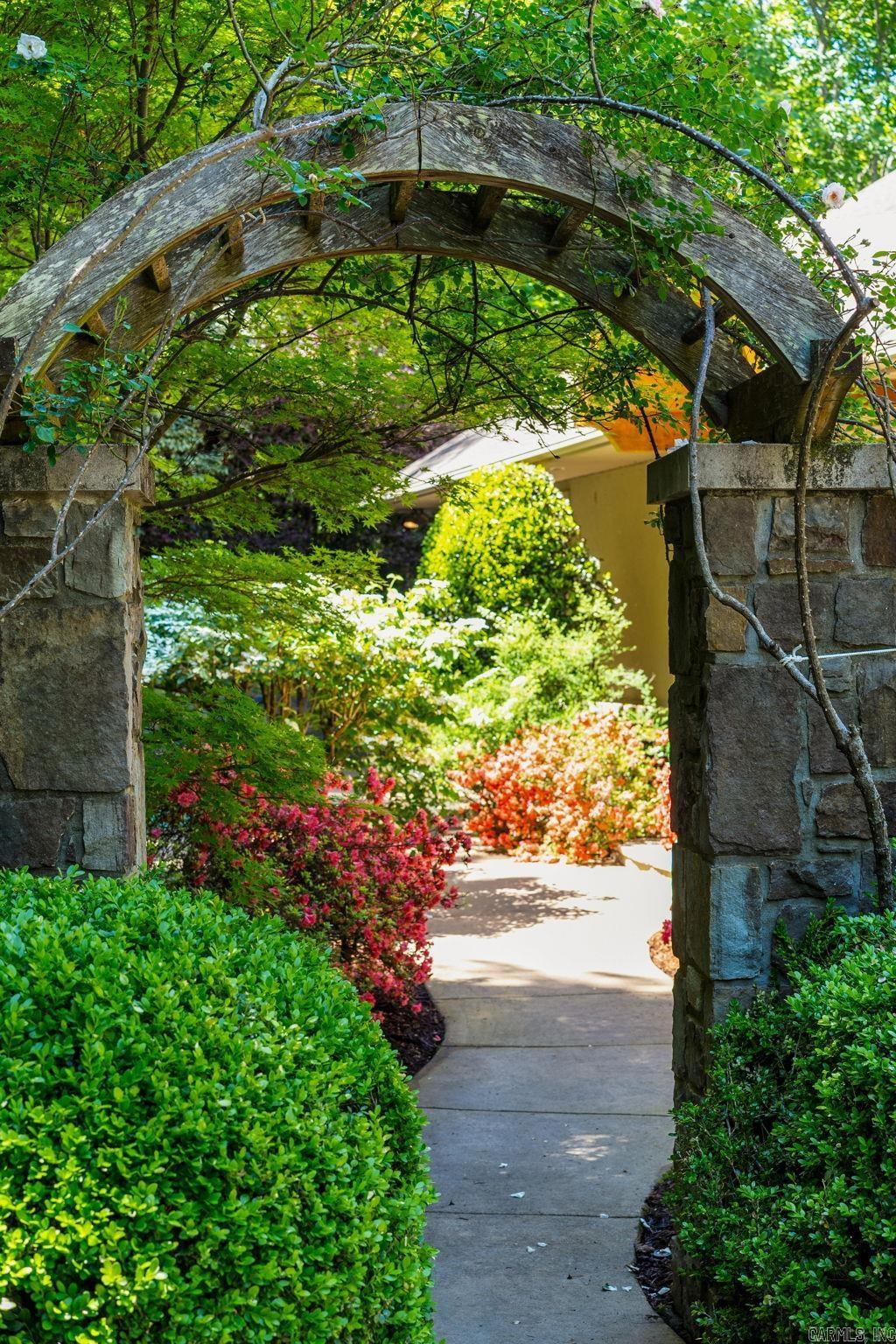 32 Greathouse Bend  Little Rock, AR