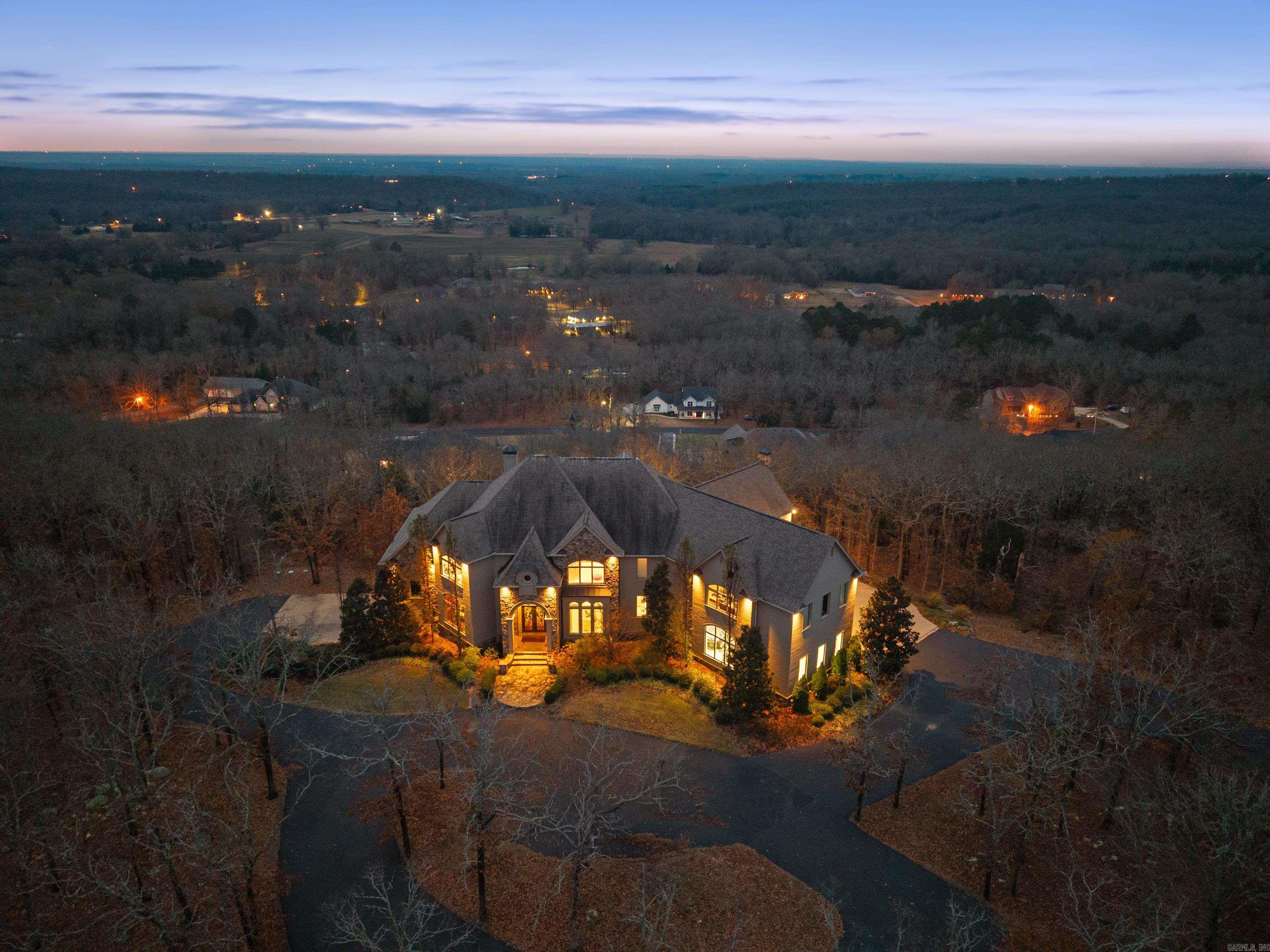 11 Skyland Dr  Conway, AR