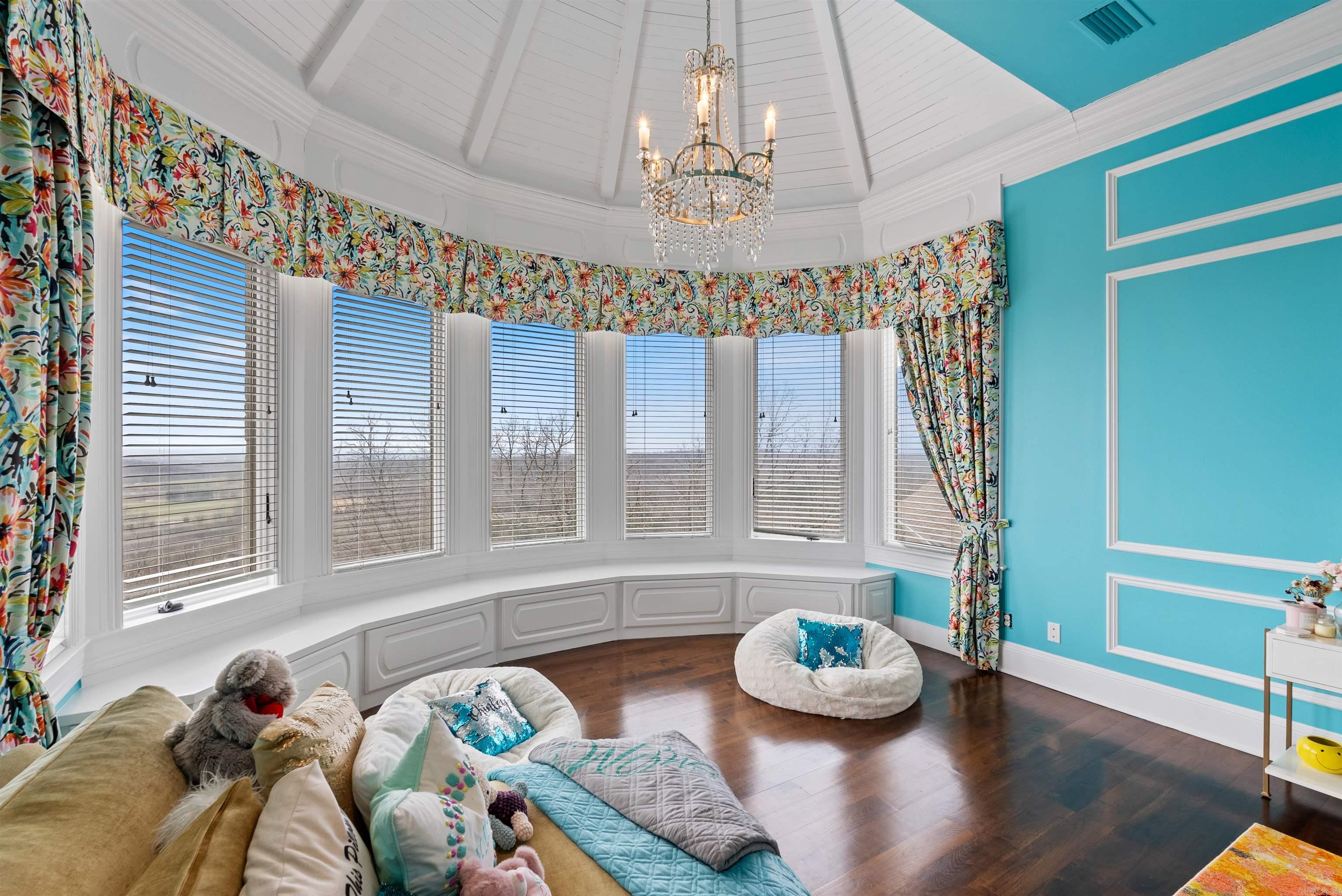 11 Skyland Dr  Conway, AR