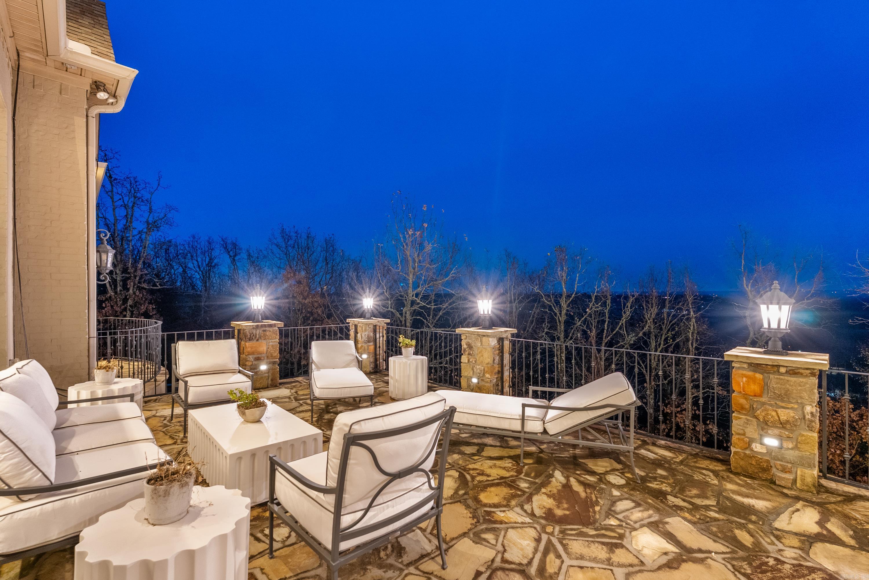 11 Skyland Dr  Conway, AR